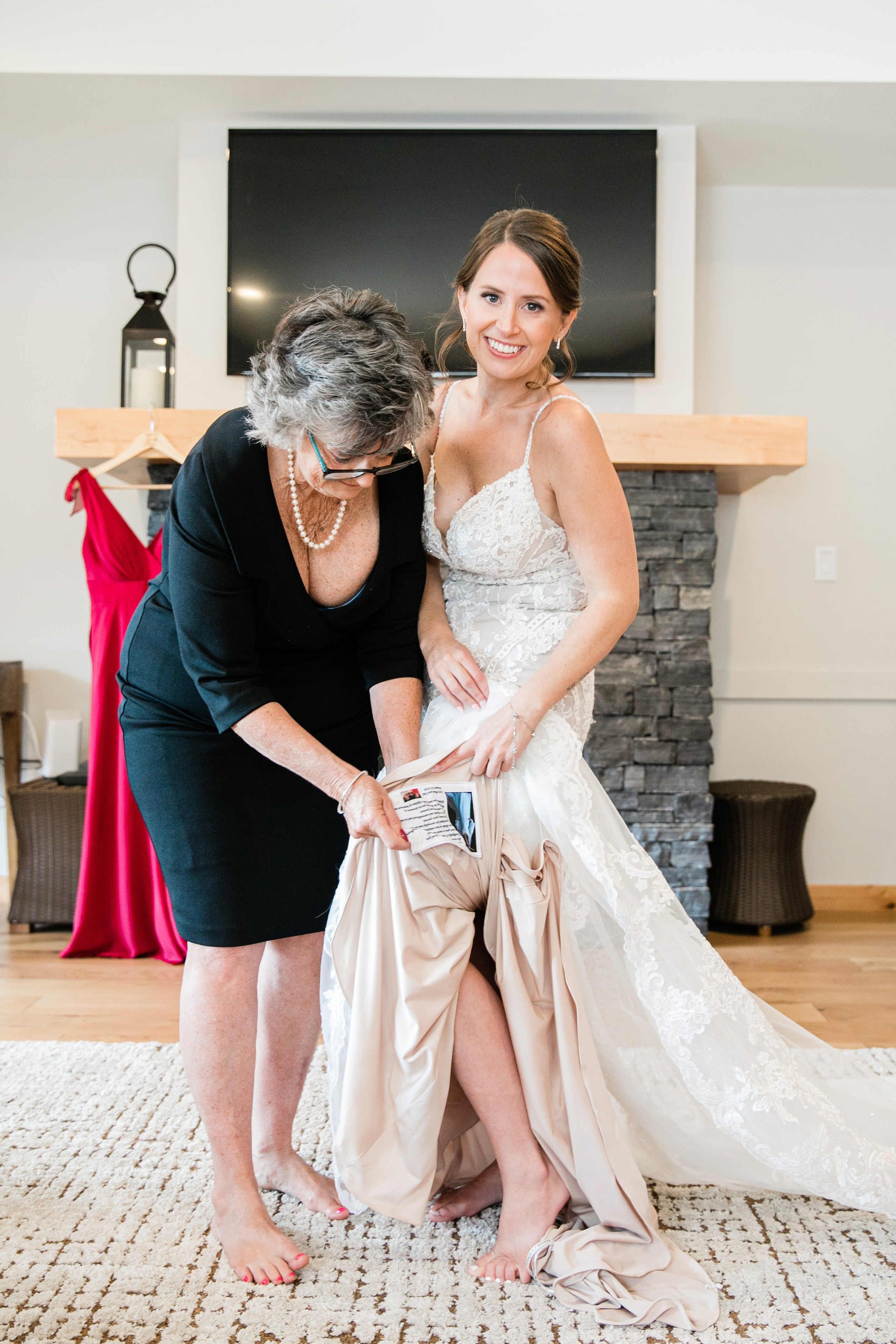 Getting Ready Photos — Hagen. Ching Li Photography