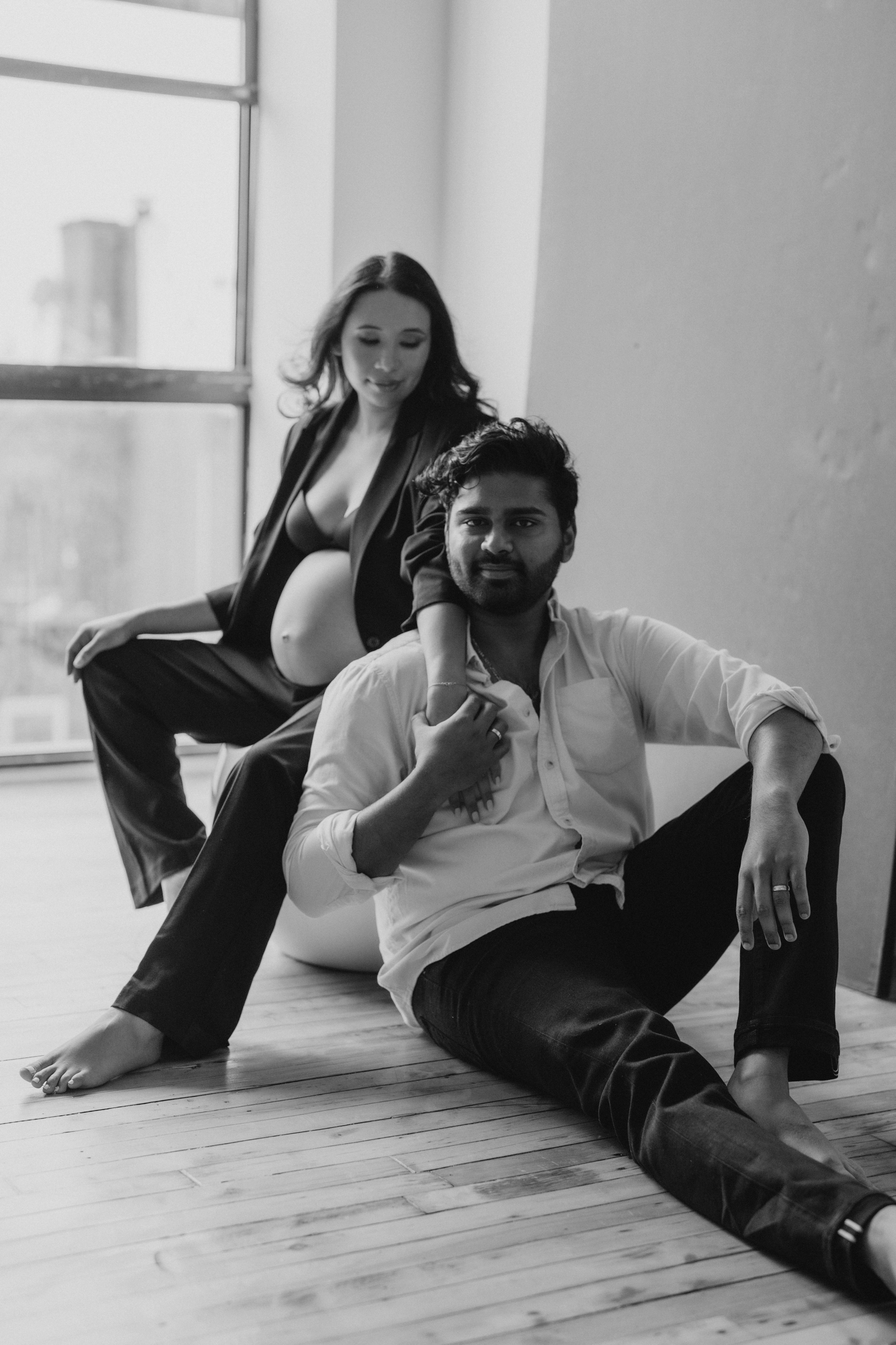 Karen. Modern maternity photographer in Long Island New York