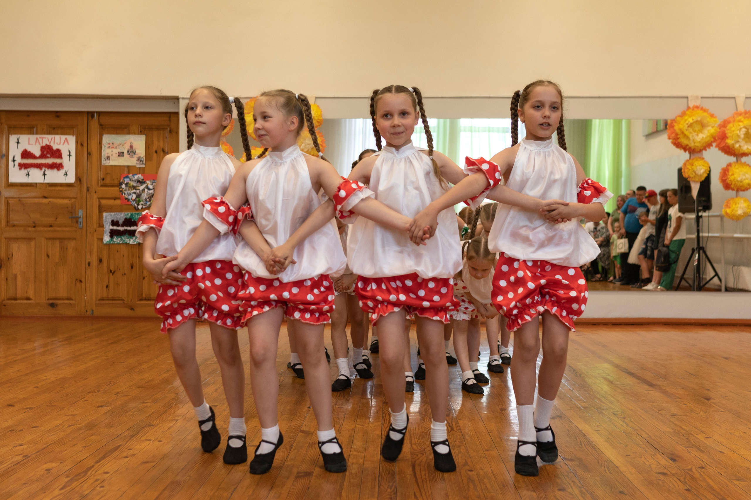 Праздники…. Анна Григьян — фотограф ретушёр в Даугавпилсе (Латвия)