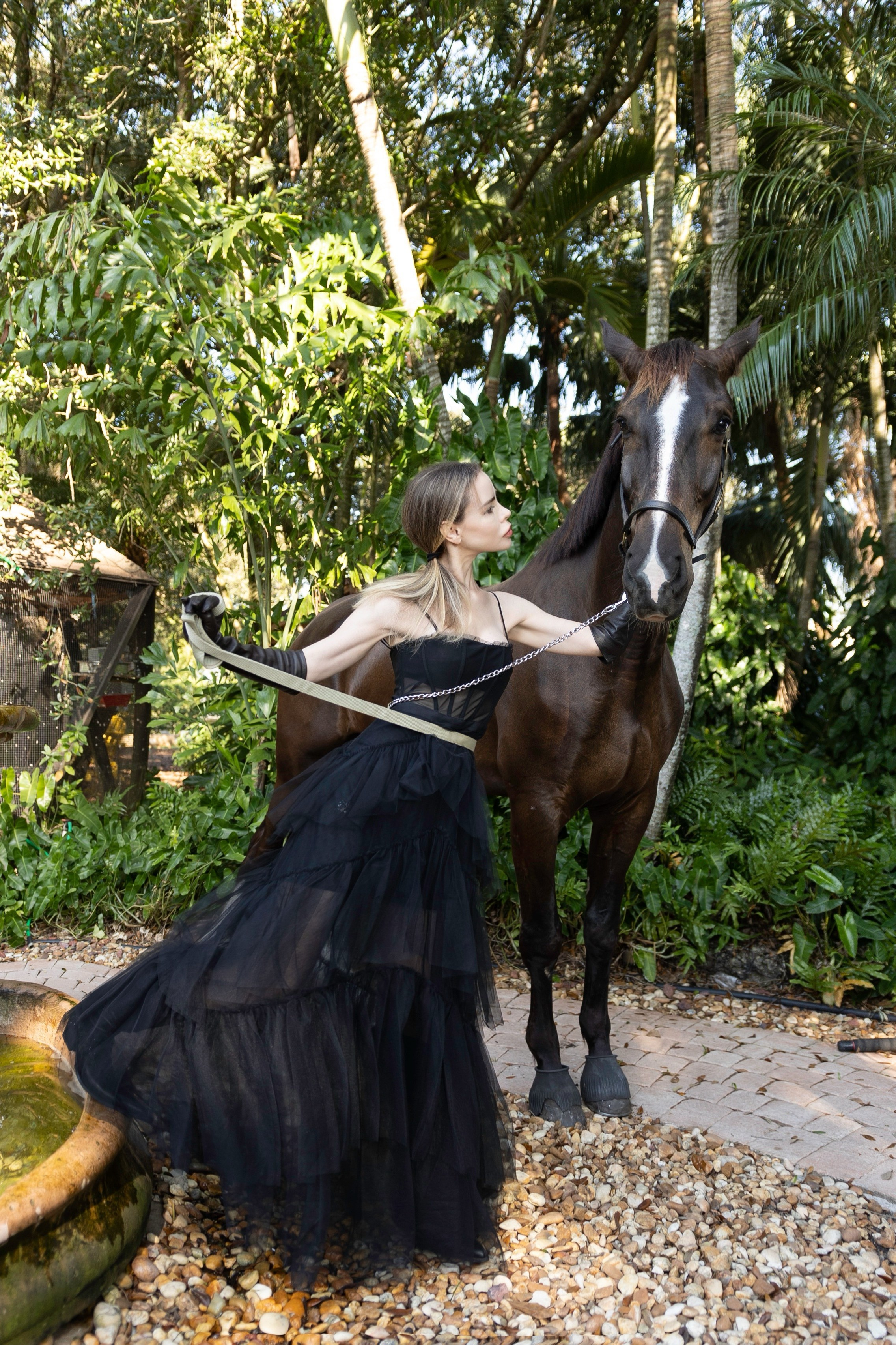 Девушки с лошадьми. Катерина Шилова