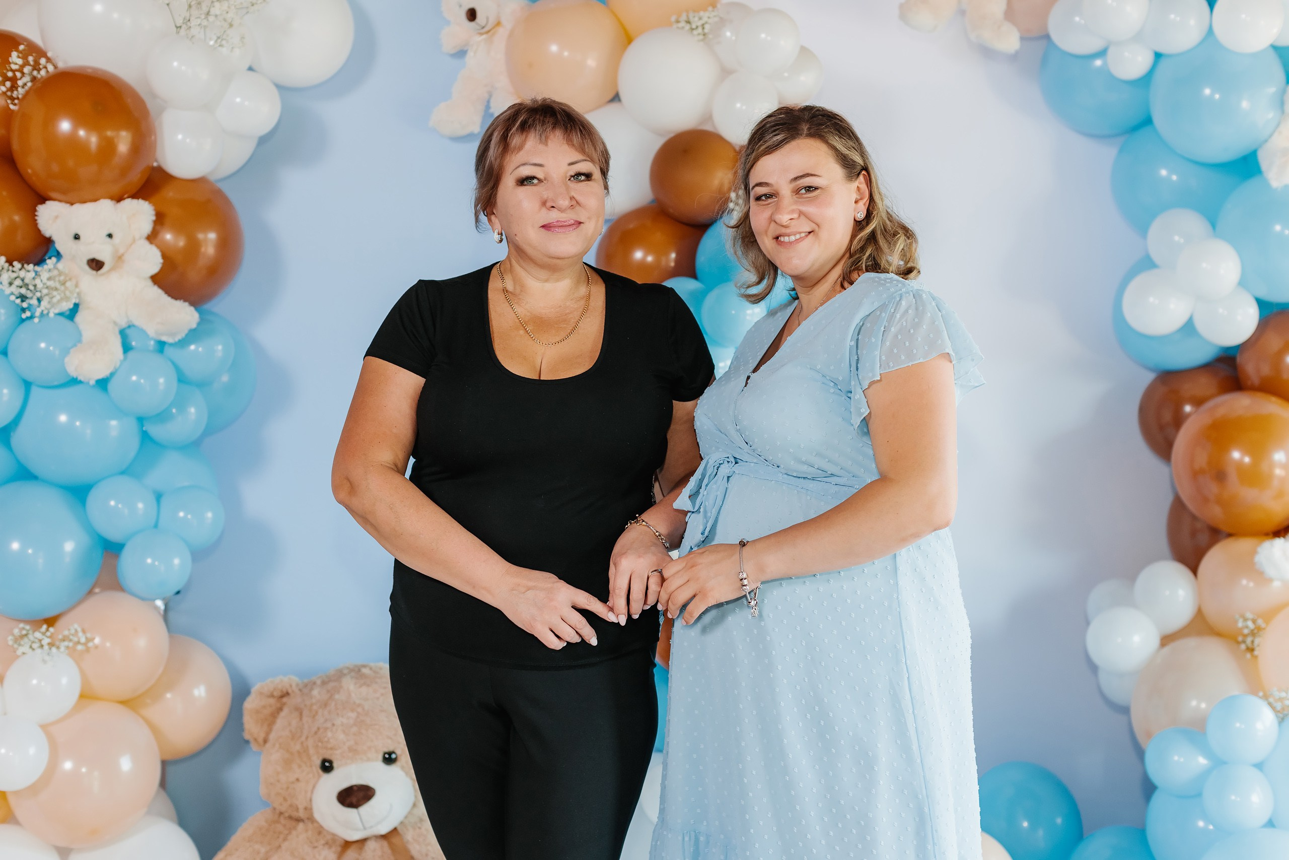10.01.2022 Baby shower. Wedding family event photographer in Chicago Nick Yushevich