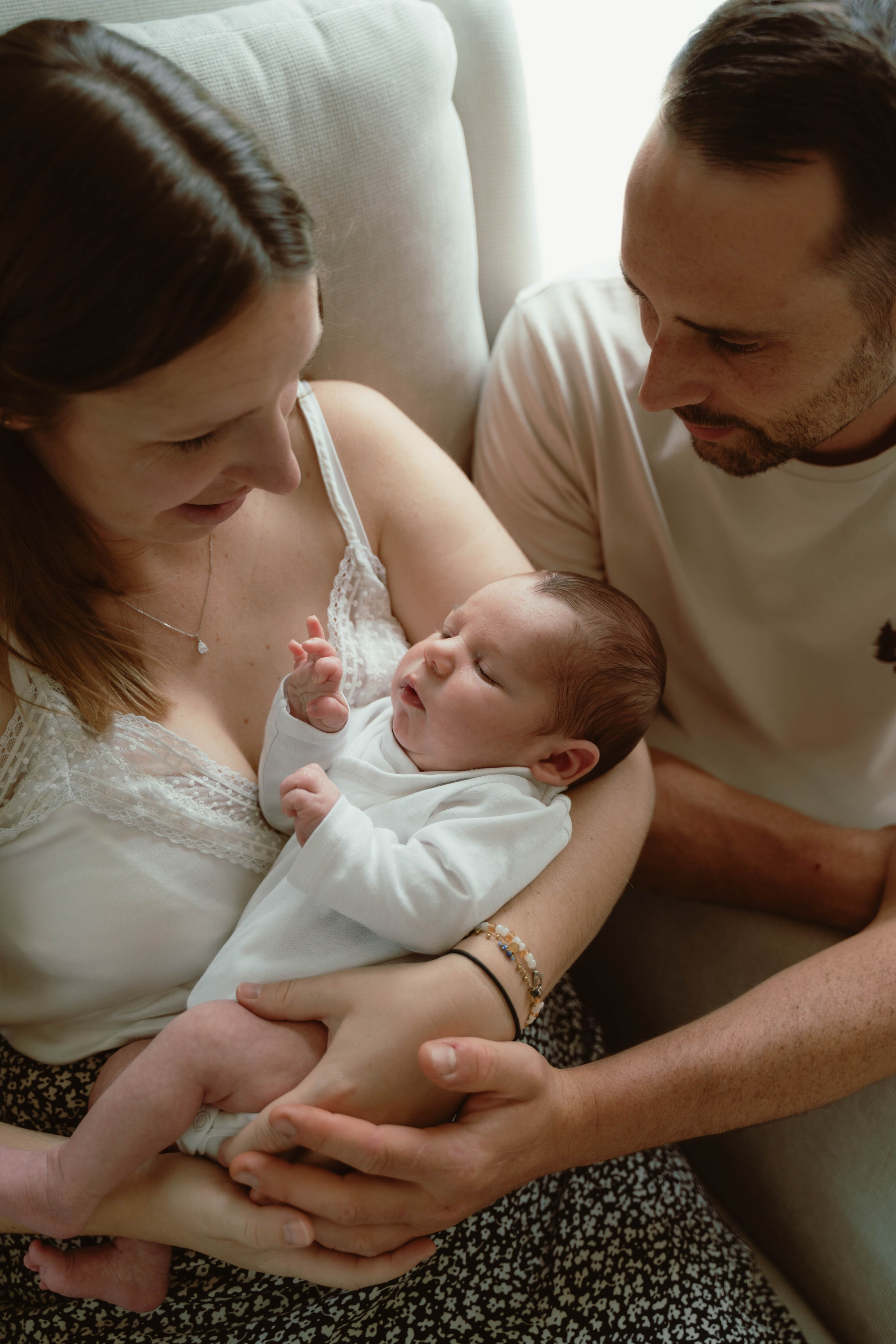 La douceur des premiers instants. Weeding photographer / event / portrait