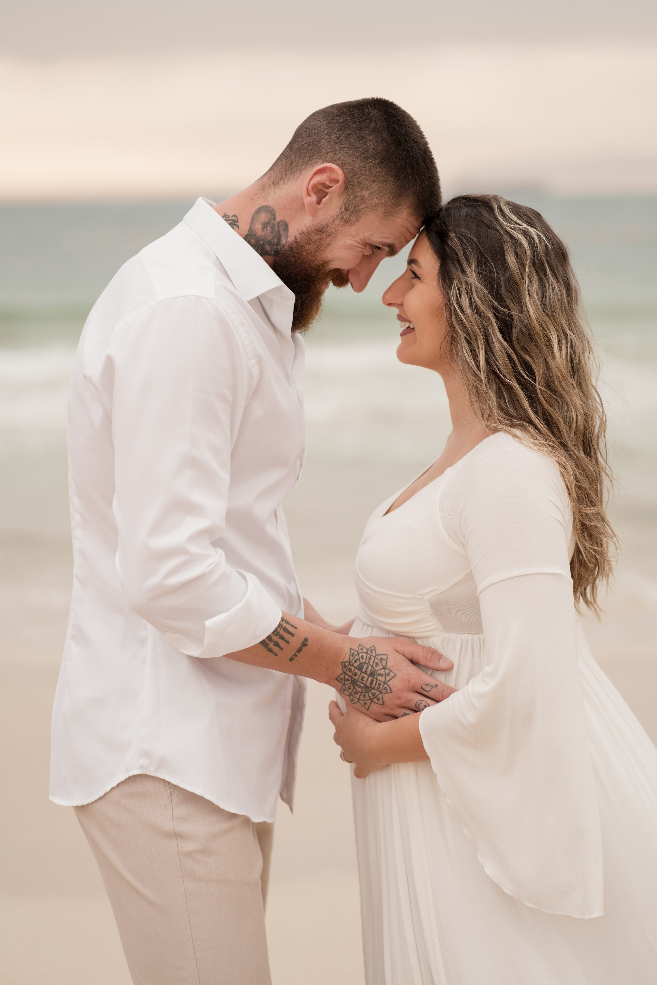 Wind, sand and new beginnings. Angela Iakovleva — Family Photographer in Dubai