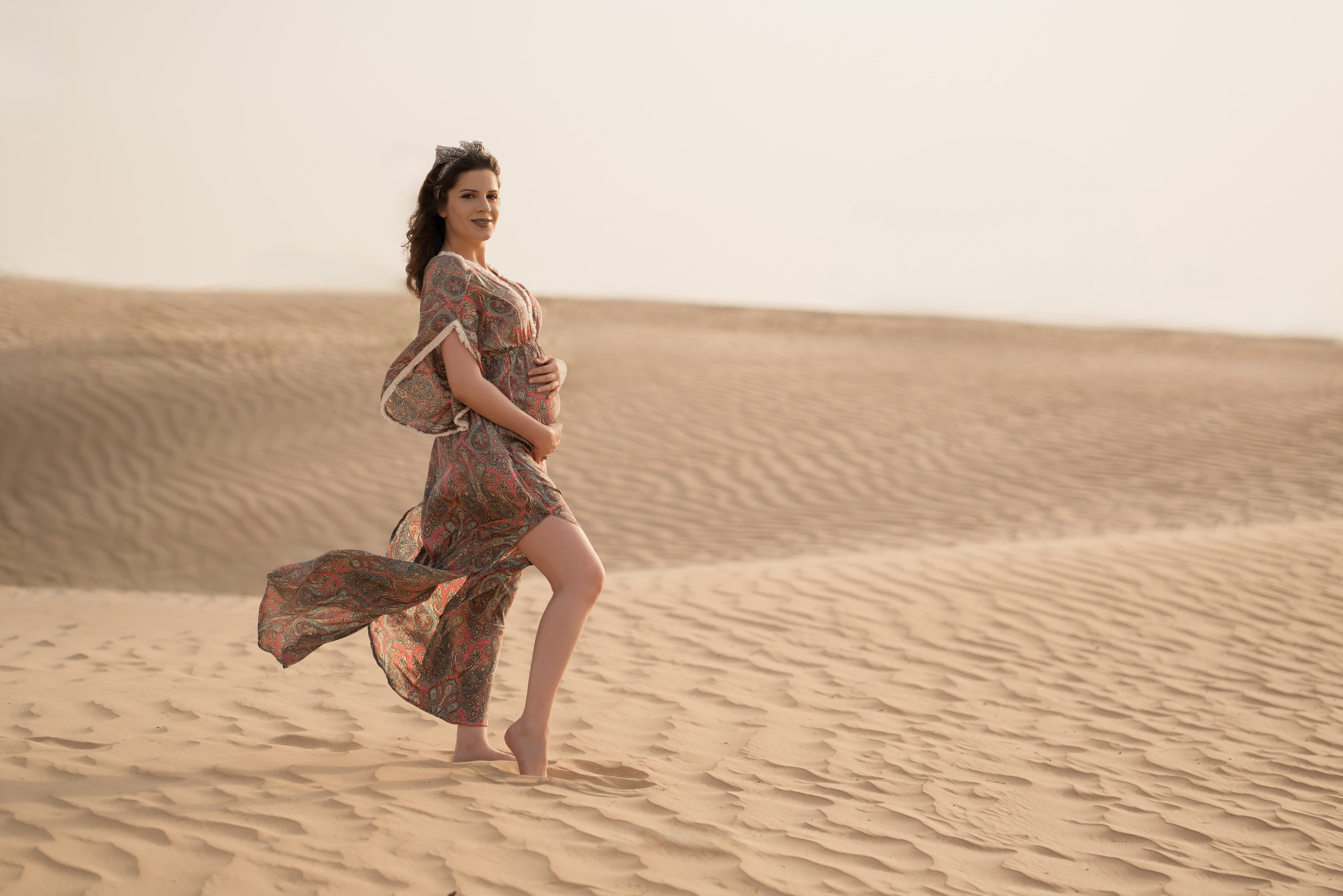 Desert Bloom. Angela Iakovleva — Family Photographer in Dubai