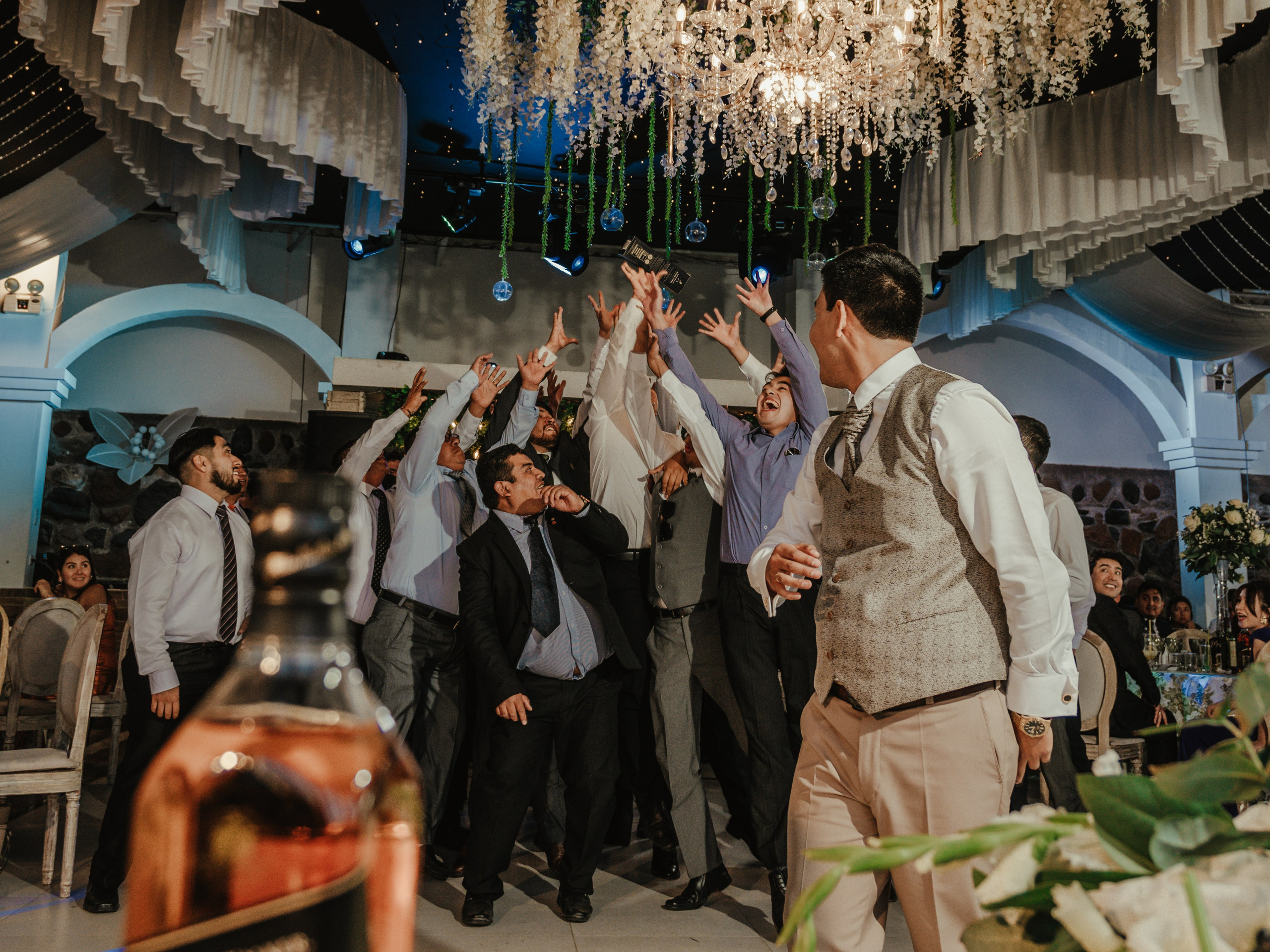 CARLA Y MARIO BODA RELIGIOSA. Studio KVTA | Fotografía y Video de Bodas en Arequipa