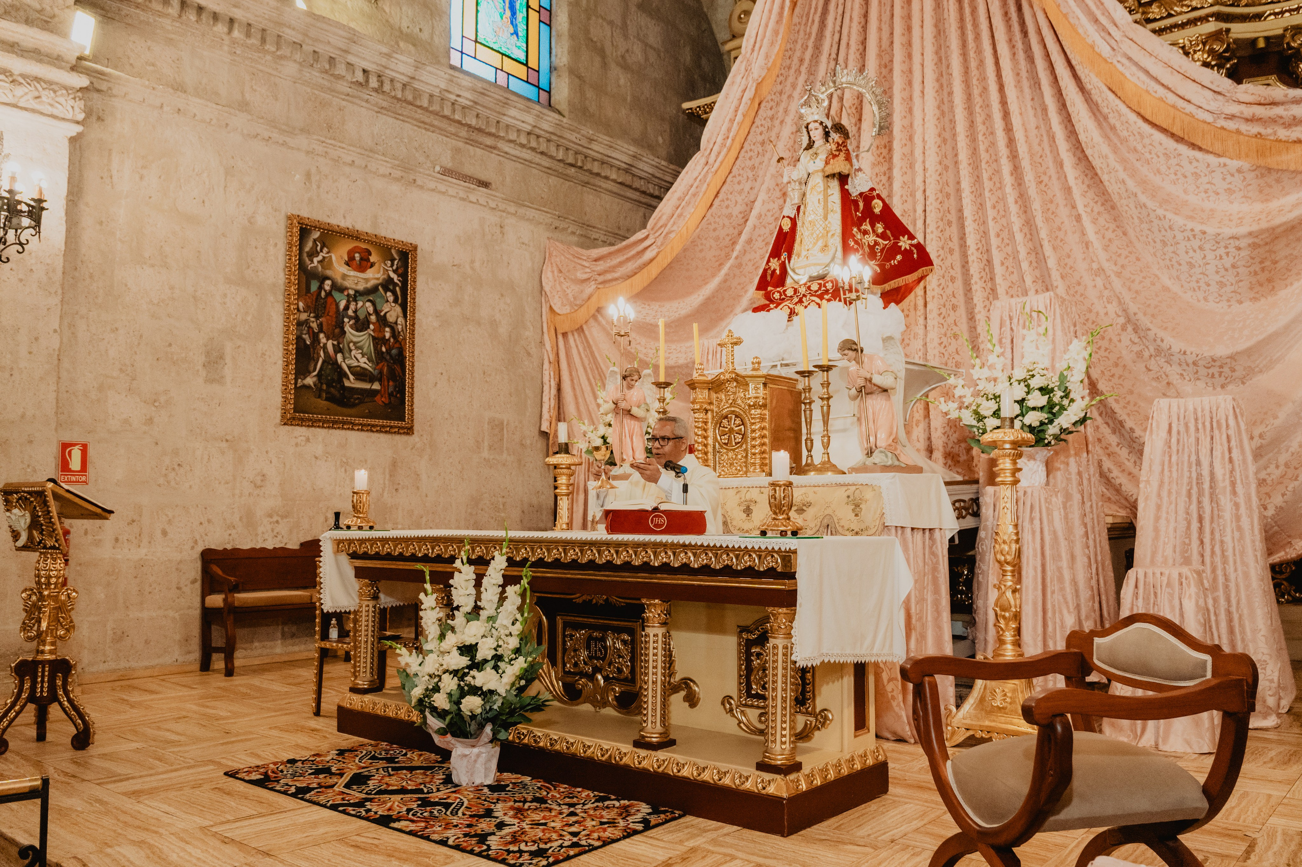 FERNANDO + MARIBEL | BODA RELIGIOSA. Studio KVTA | Fotografía y Video de Bodas en Arequipa