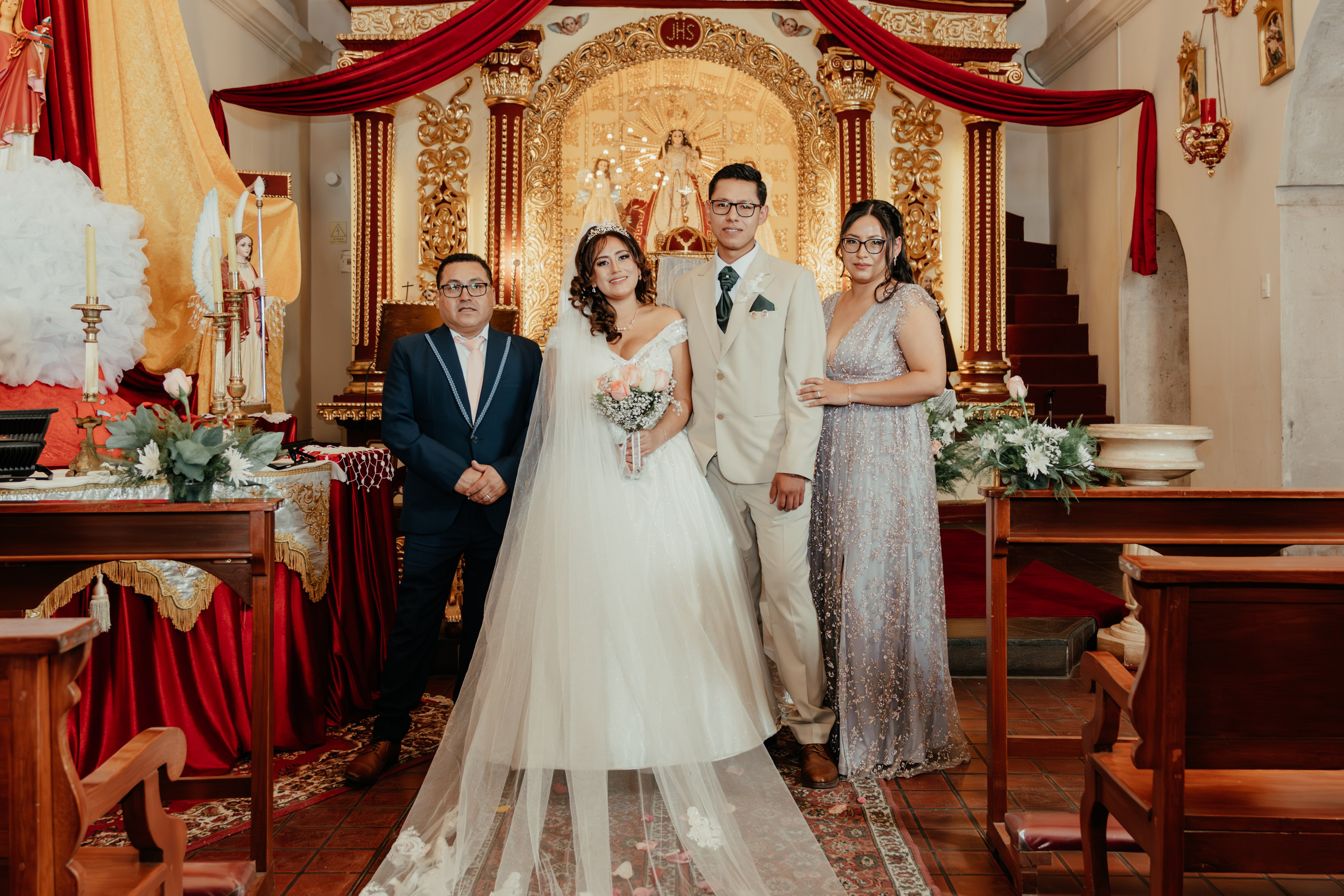 ANGIE + MANUEL BODA RELIGIOSA. Studio KVTA | Fotografía y Video de Bodas en Arequipa