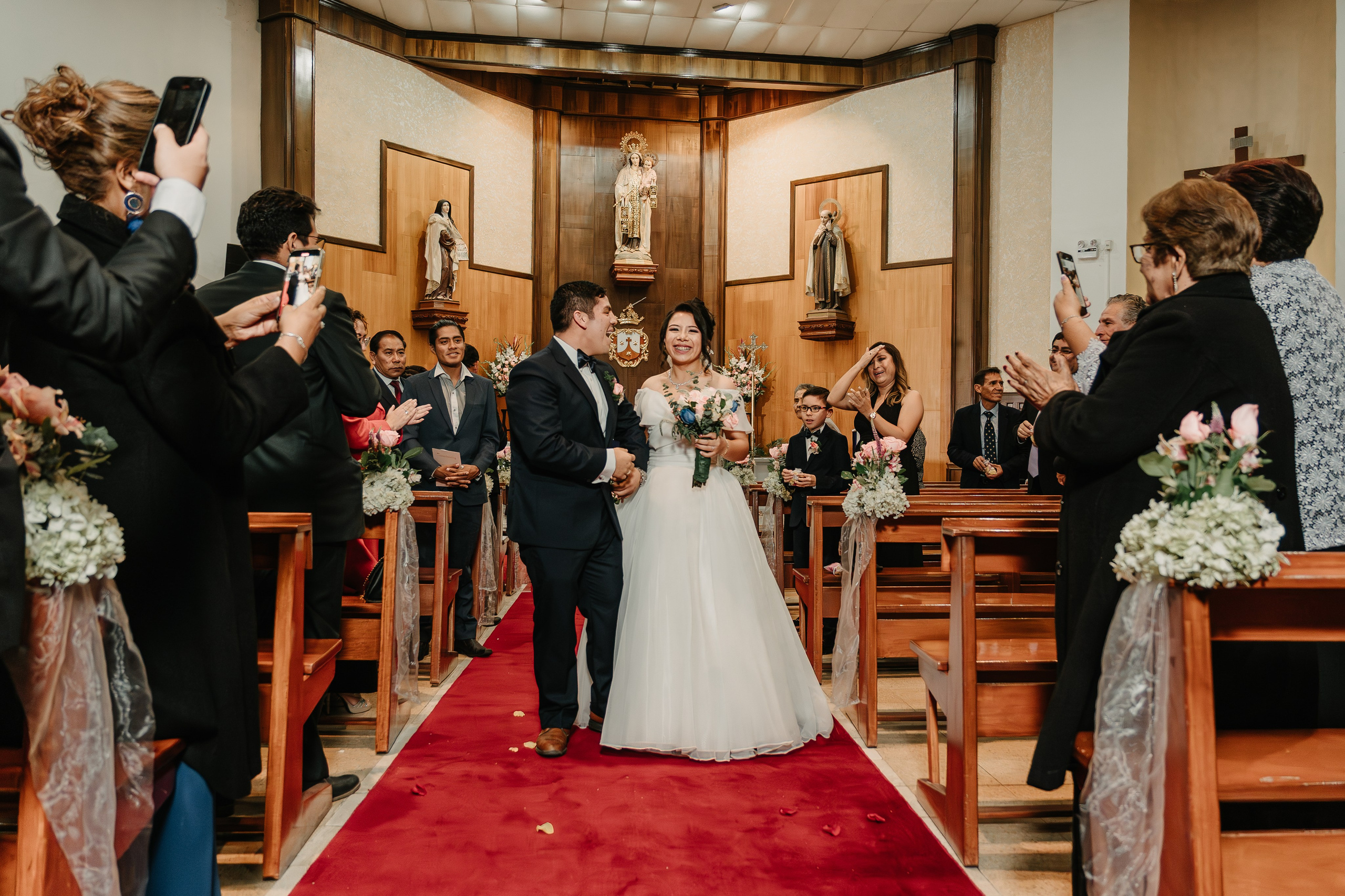 ALEJANDRA + RODRIGO BODA RELIGIOSA. Studio KVTA | Fotografía y Video de Bodas en Arequipa