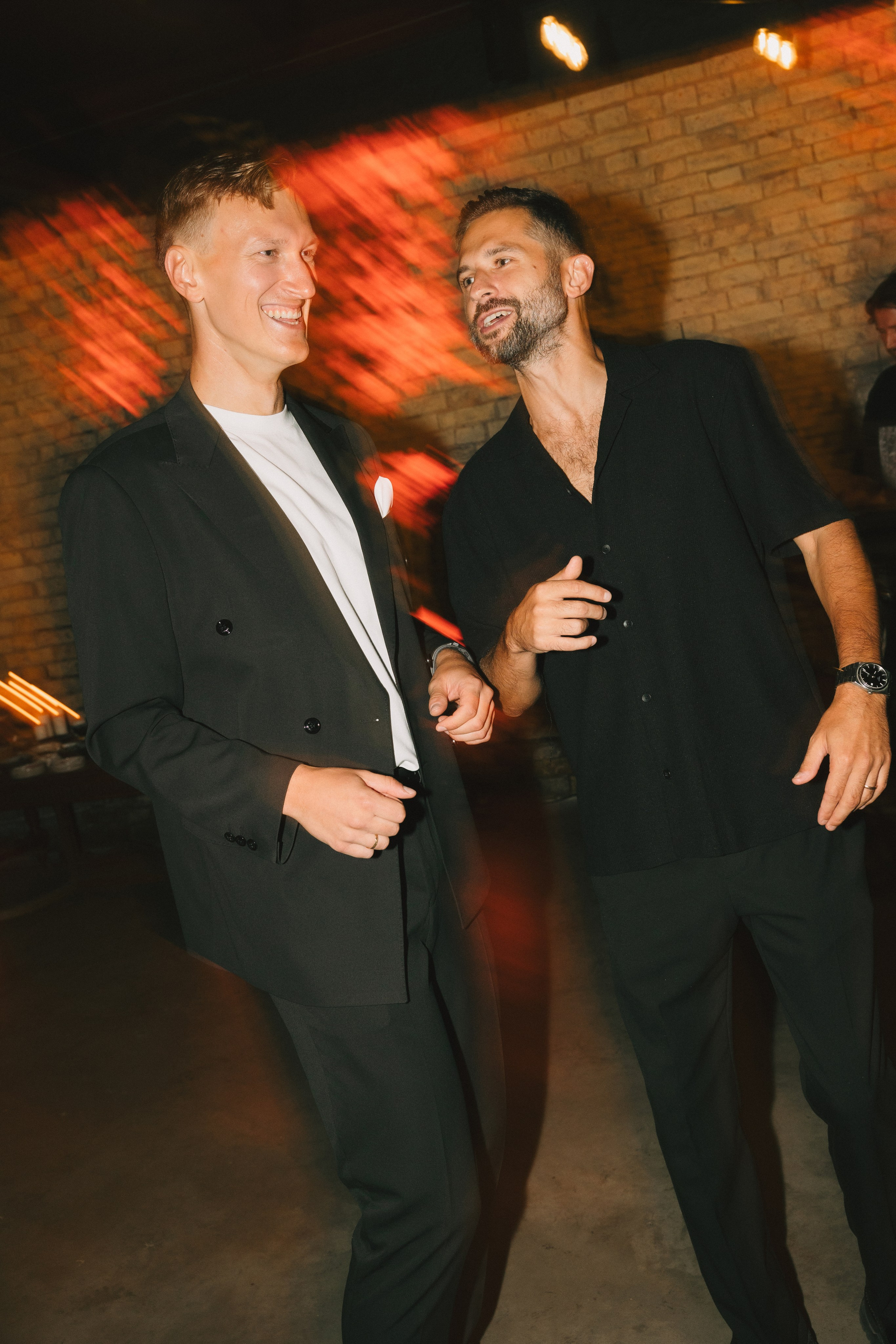 Miglė ir Mindaugas | 2024 | MIESTO VESTUVĖS. Vestuvių ir šeimų fotografė Lena Bondarenko / belove photo