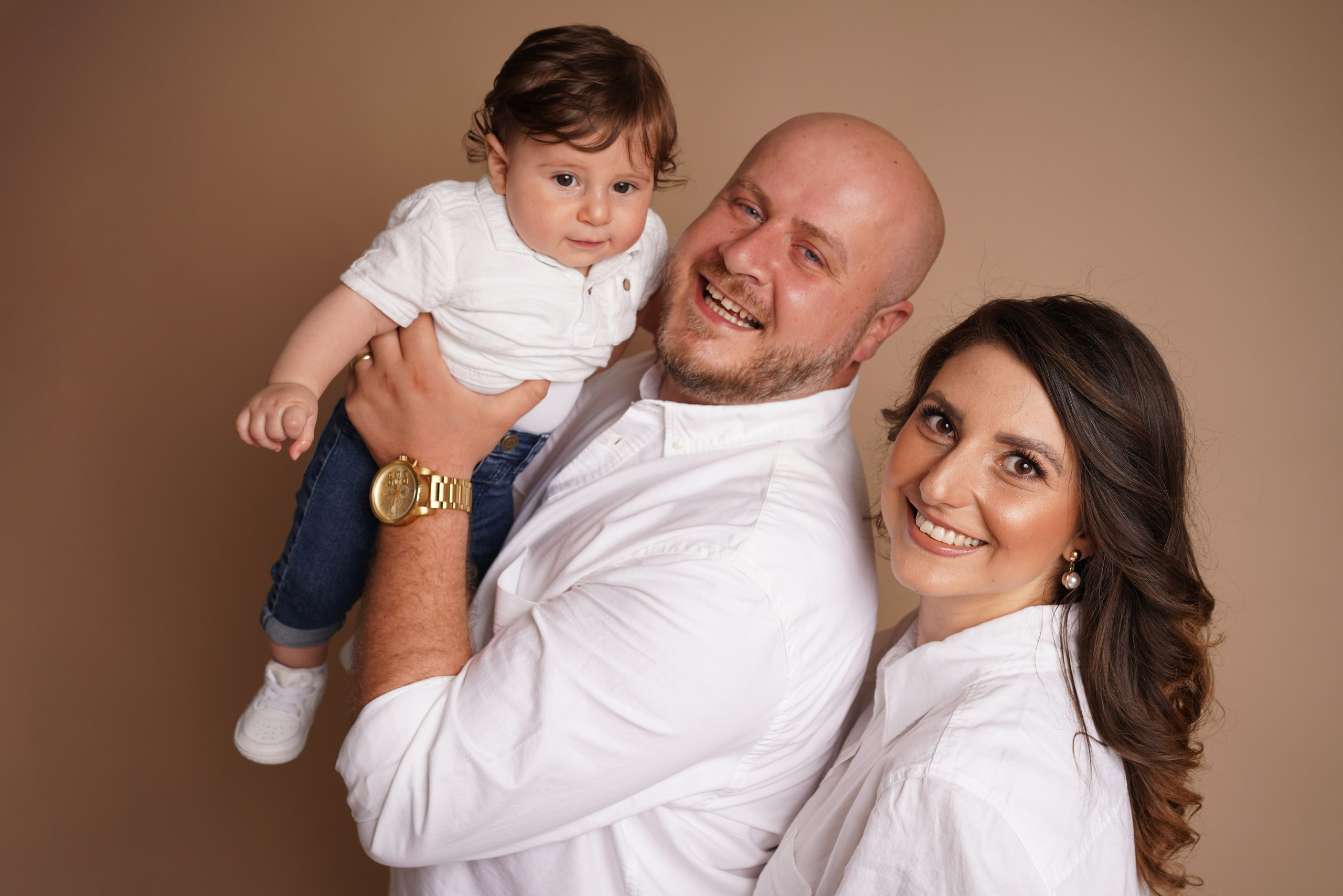 Familieshooting. Neugeborenenfotografin und Retoucher in Augsburg Nastassia Schneider