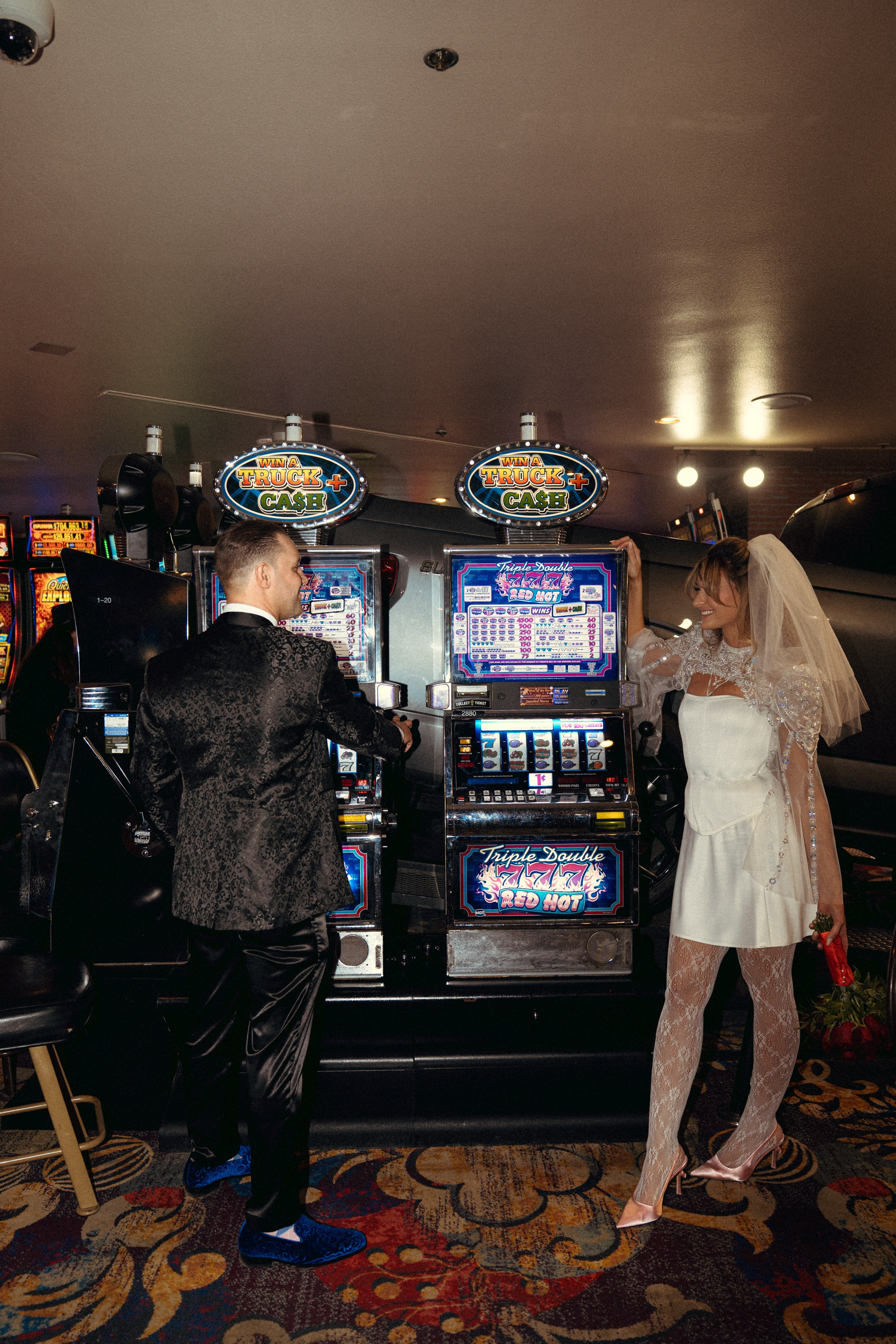 P&J. Wedding & elopement photographer Viktoriya Kravtsov. Las Vegas