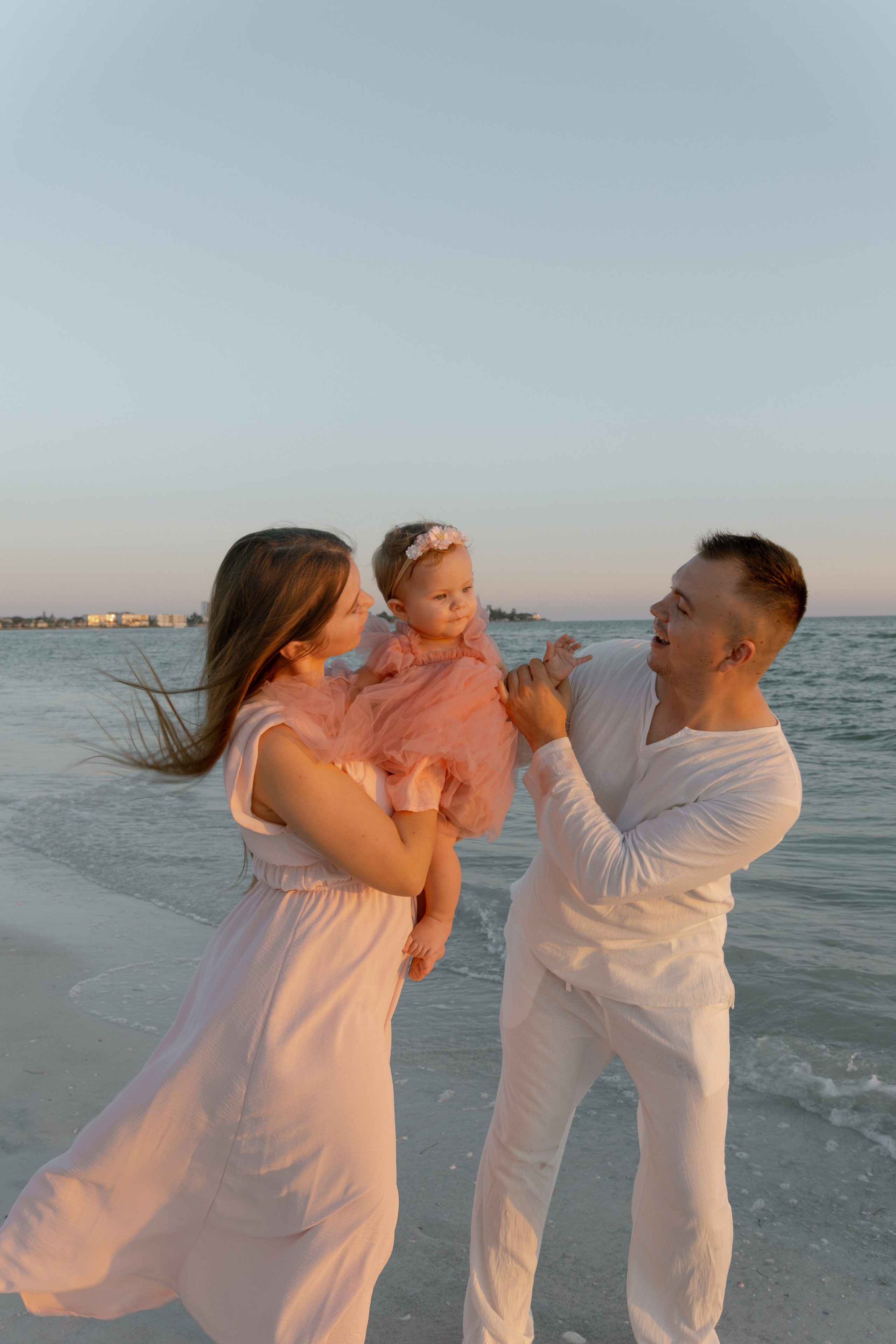 Karolina 1 year party. Photographer Vladmir Gladkov