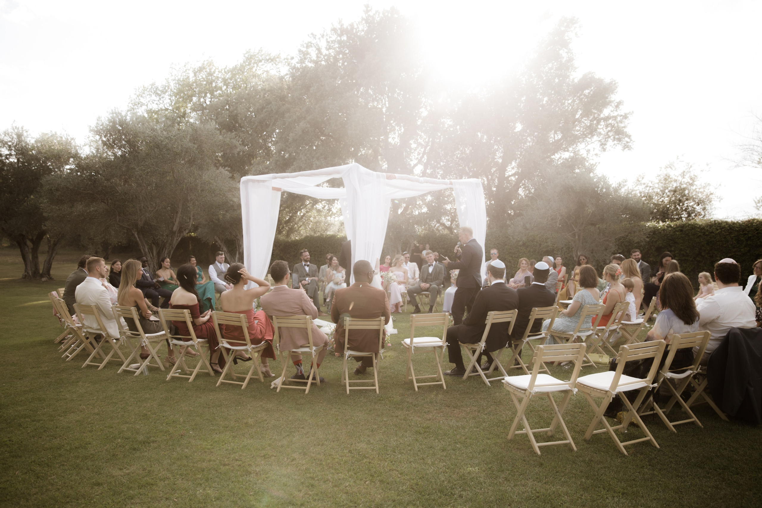 PJ & Yonna. Hotel Castell d’Emporda. Paola fotógrafo / videografo de bodas en Barcelona