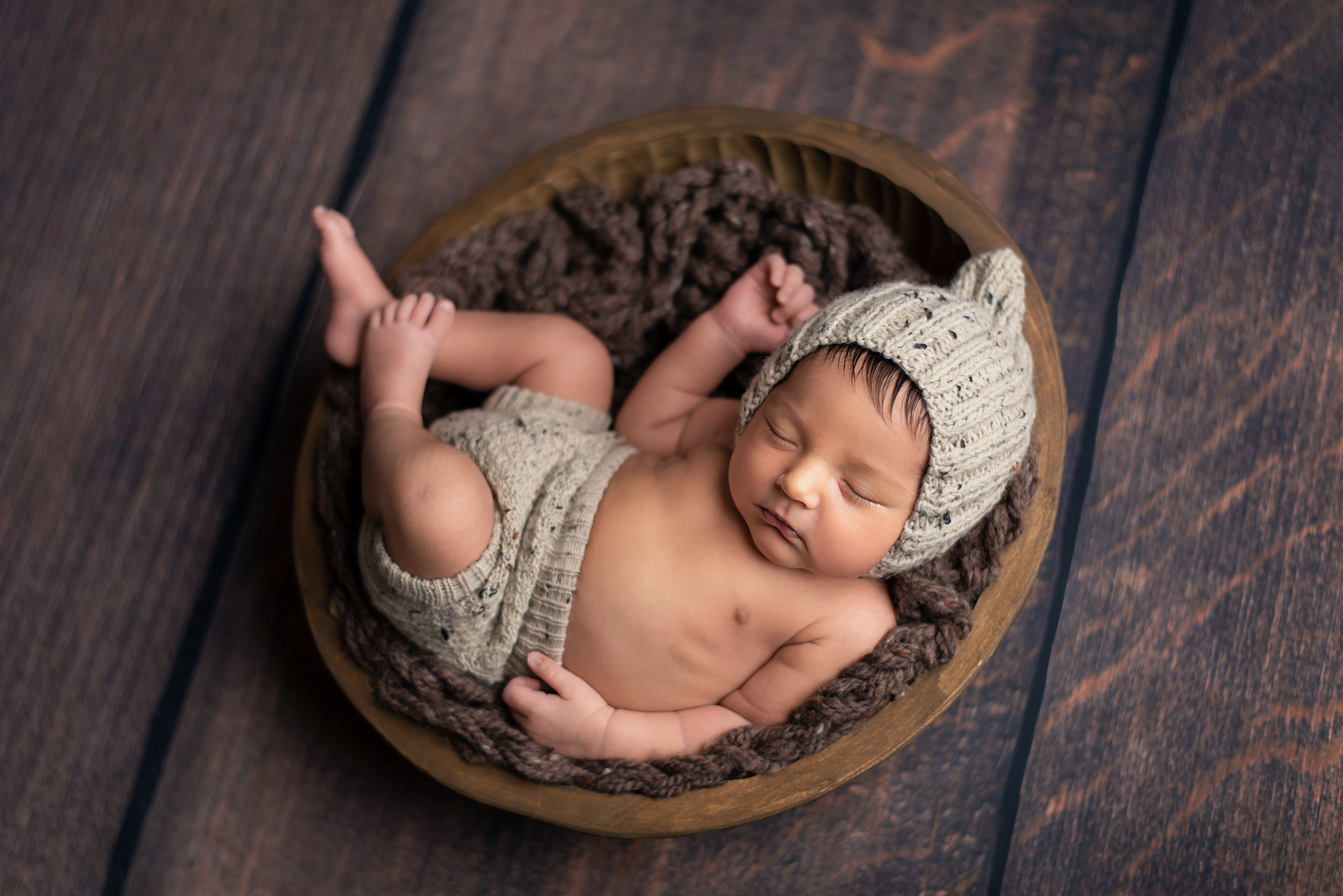 Timofey 18 dats. In-home newborn photography Raleigh & area Katya Kulikova