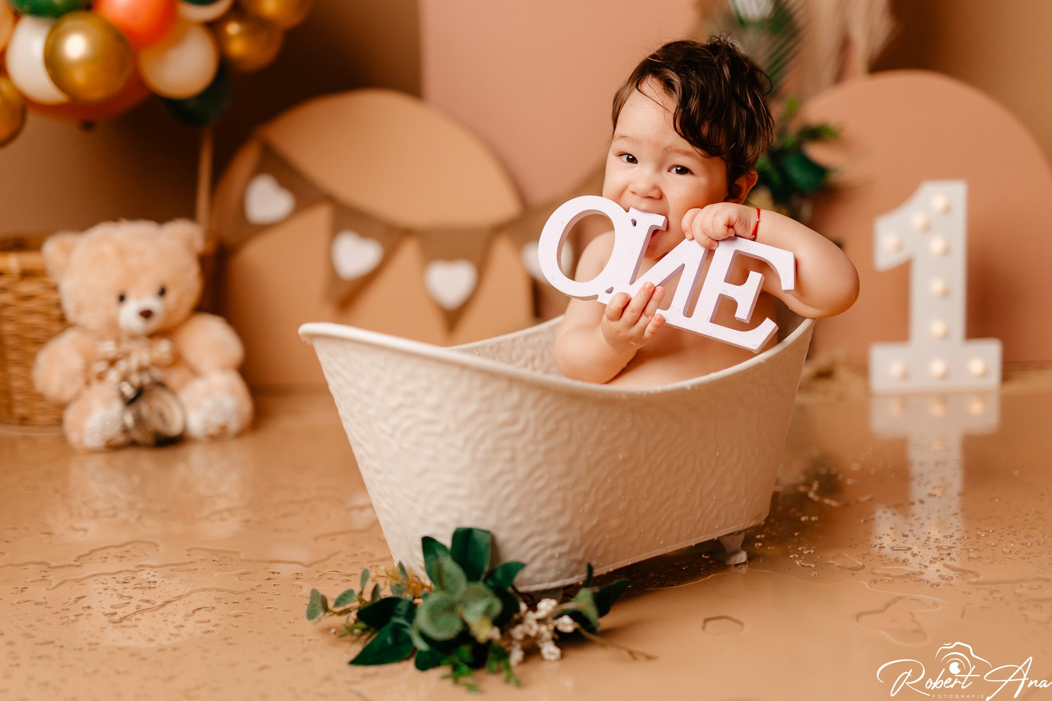 SMASH CAKE. Robert Blaj - Fotograf Nuntă Iași