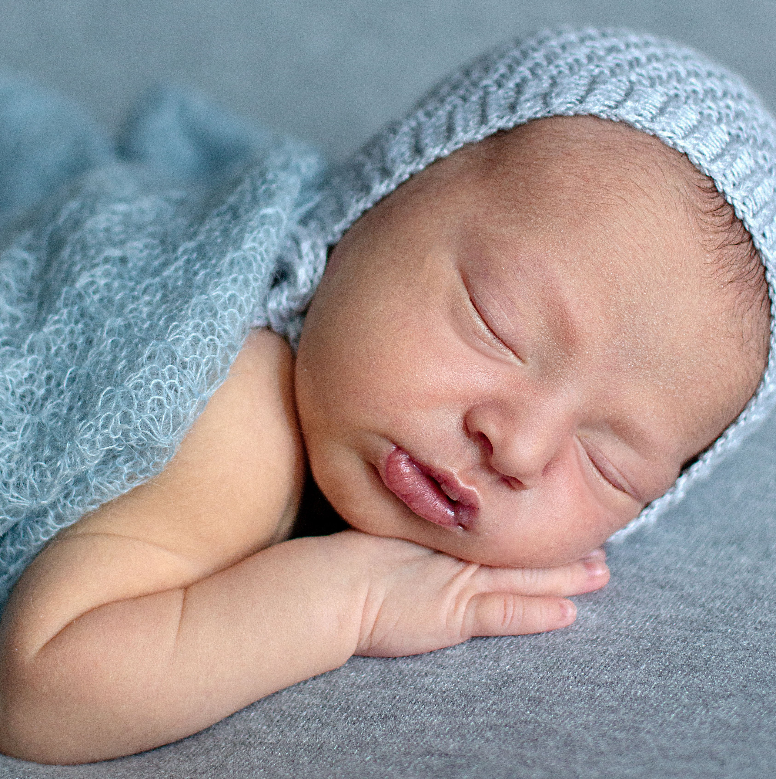 Newborn классическая. Детский и семейный фотограф в г. Бельцы