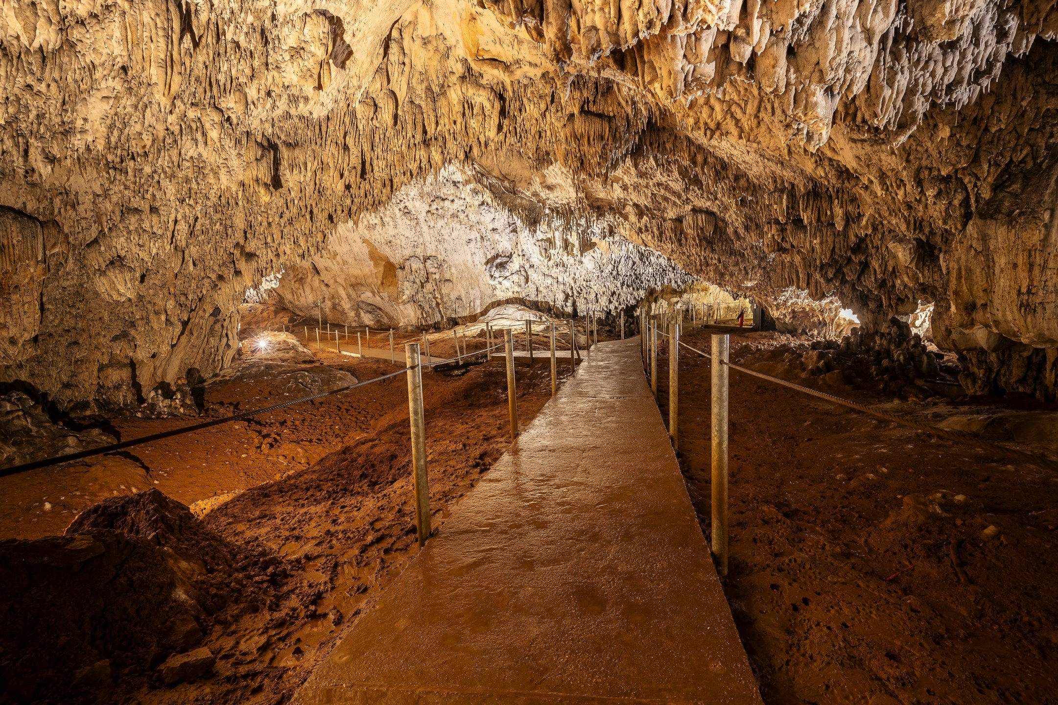 Bijambare — Underground World is a photography series by photographer Namir Čomaga, presenting the fascinating underground landscapes and natural cave formations through nature and landscape photography.The photographs were created in Bijambare Cave, near Sarajevo, Bosnia and Herzegovina, documenting spectacular stalactites, stalagmites and limestone cave formations through carefully composed images that reveal the beauty of the underground world.This gallery is part of the author's photography portfolio, focusing on Sarajevo photography, Bosnia and Herzegovina photography, nature photography, landscape photography and travel photography.