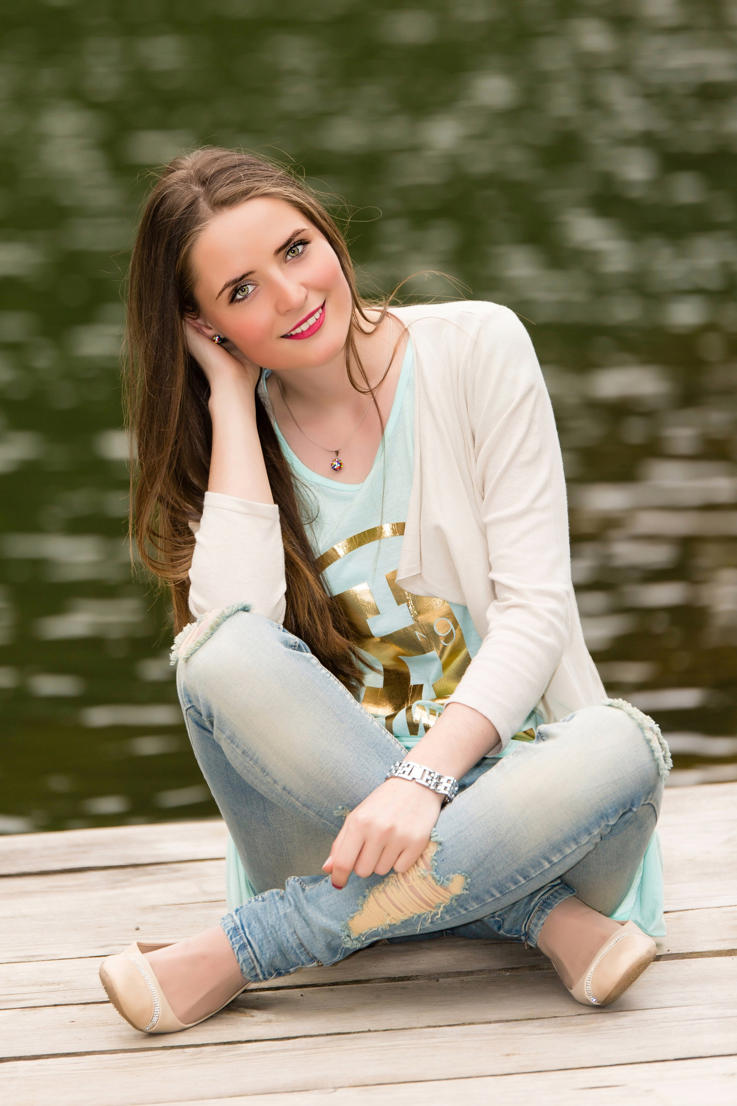 Portrete diverse — 2. Pagina principală