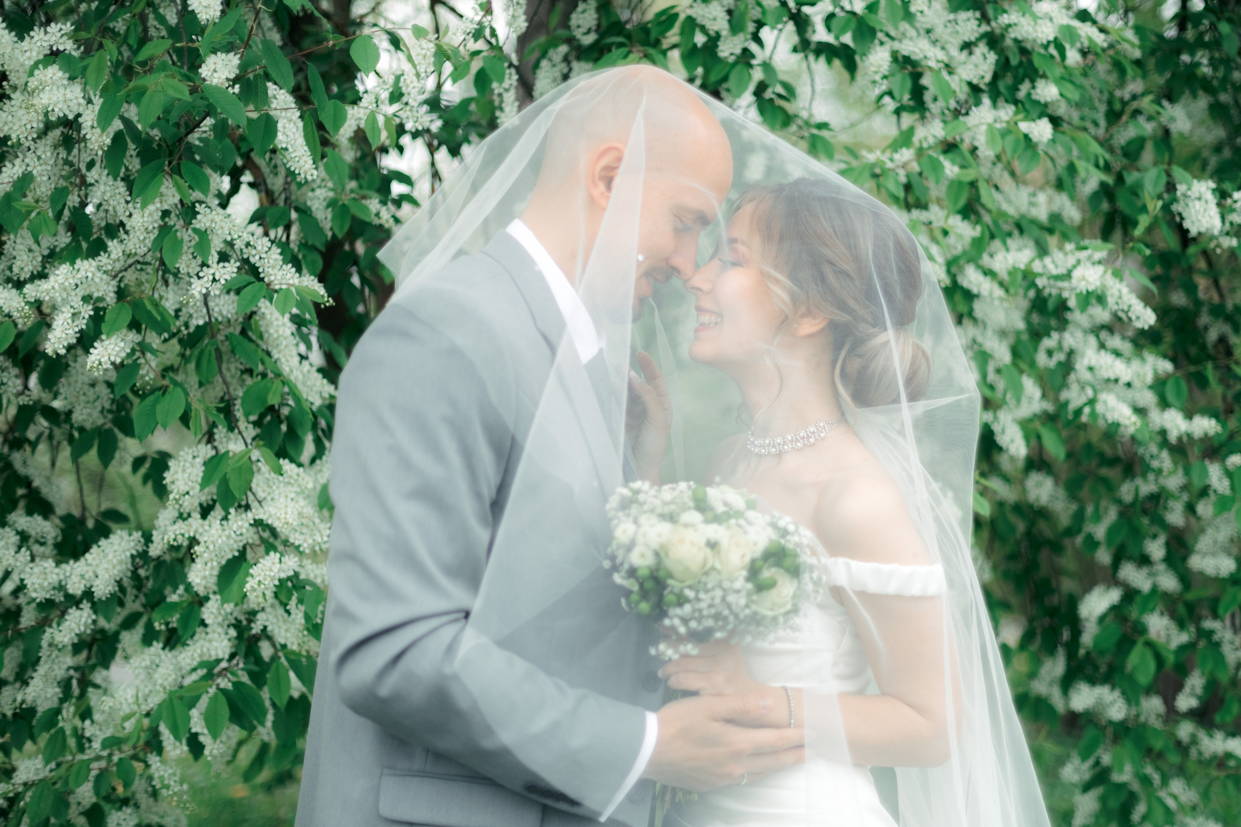 Hochzeitfotografie in Walldürn. Fotograf für Hochzeits- und Familienfotos in Buchen (Odenwald) Mosbach