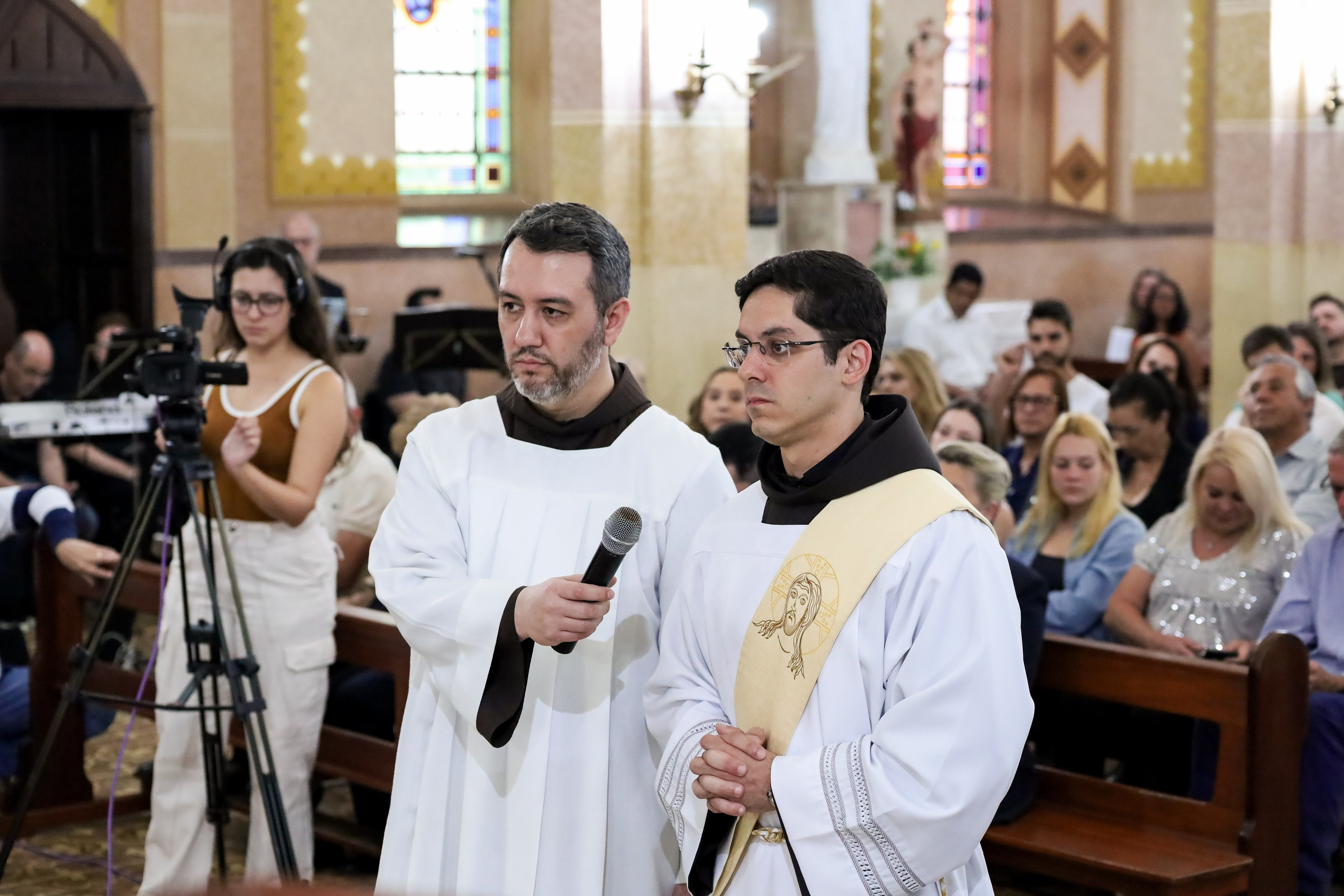 Ordenação Sacerdotal. Fotógrafo de momentos Sagrados