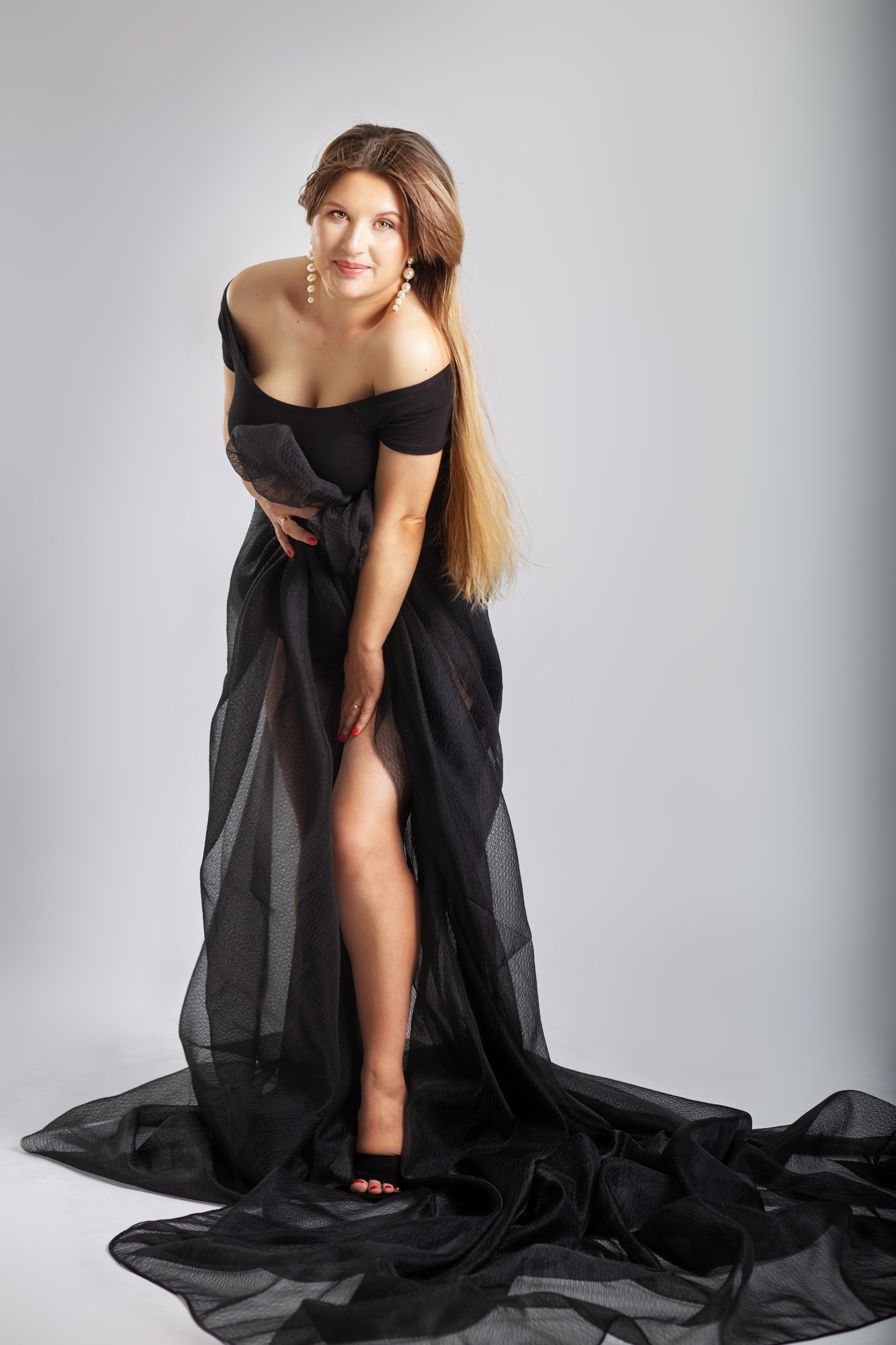 Pregnancy. Фотограф Бургас. Фотосесии в студио и на открито, портрети, заснемане