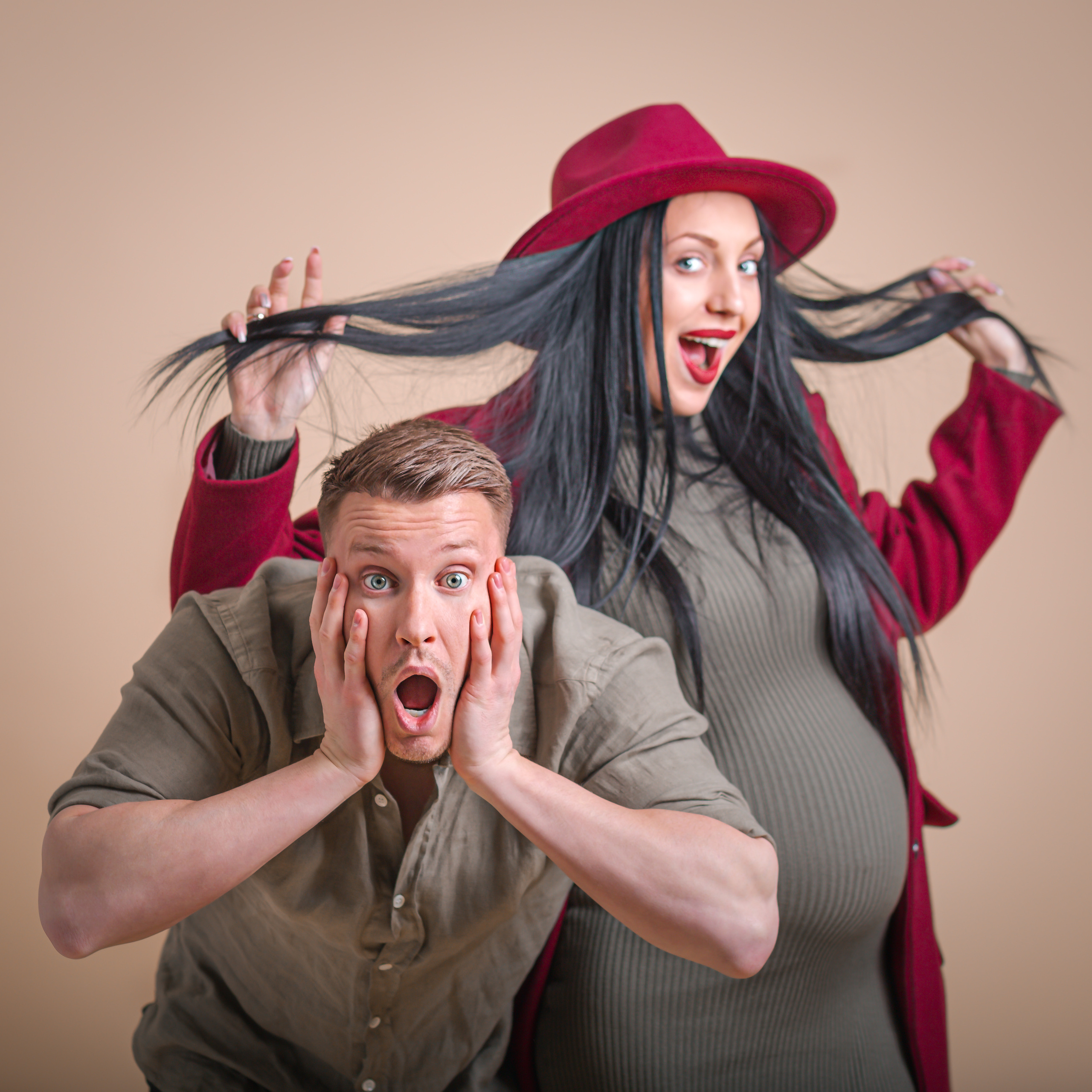 Pregnancy. Фотограф Бургас. Фотосесии в студио и на открито, портрети, заснемане