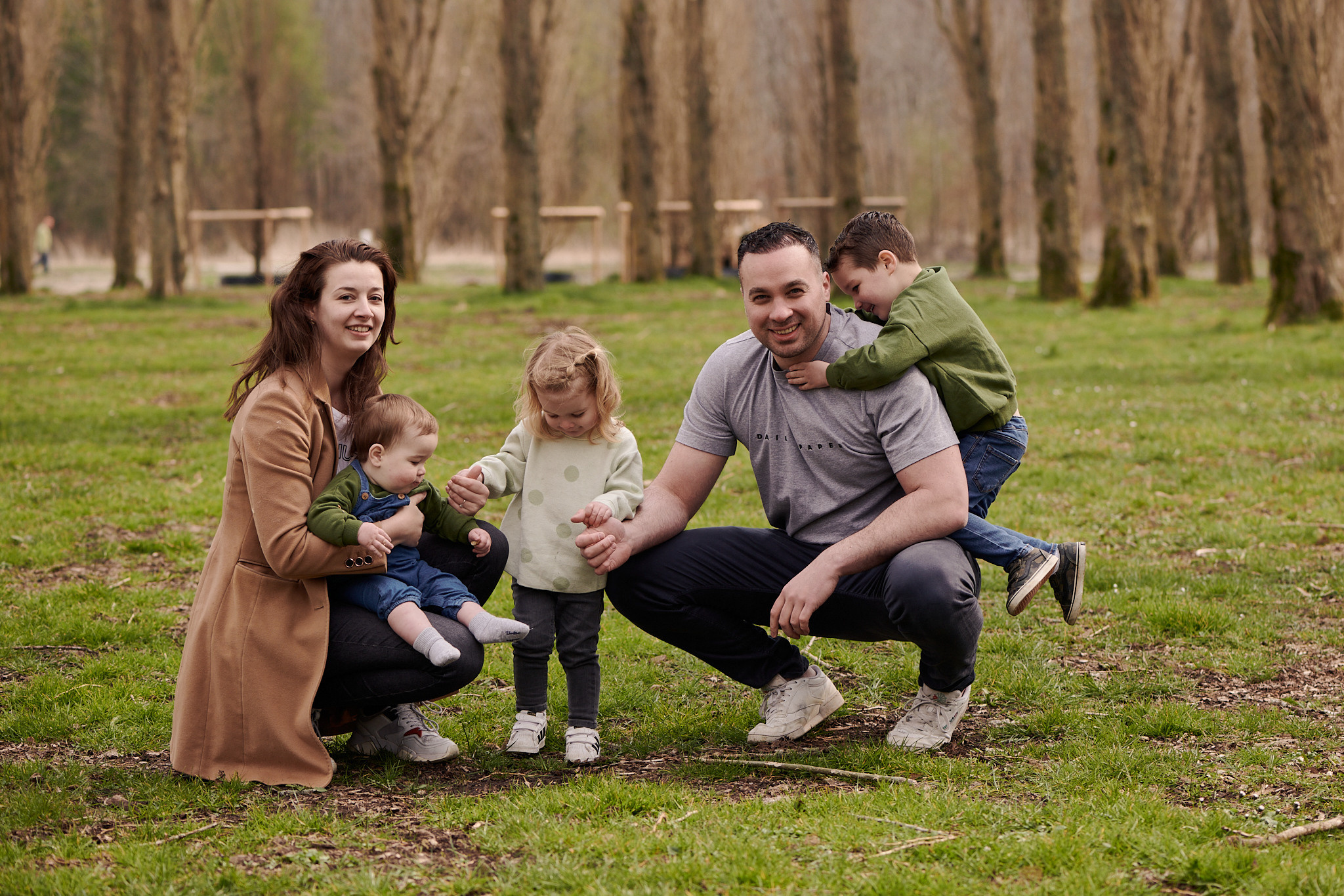 Family photosession in the park. Portrait and Wedding Photographer Brussels & Amsterdam