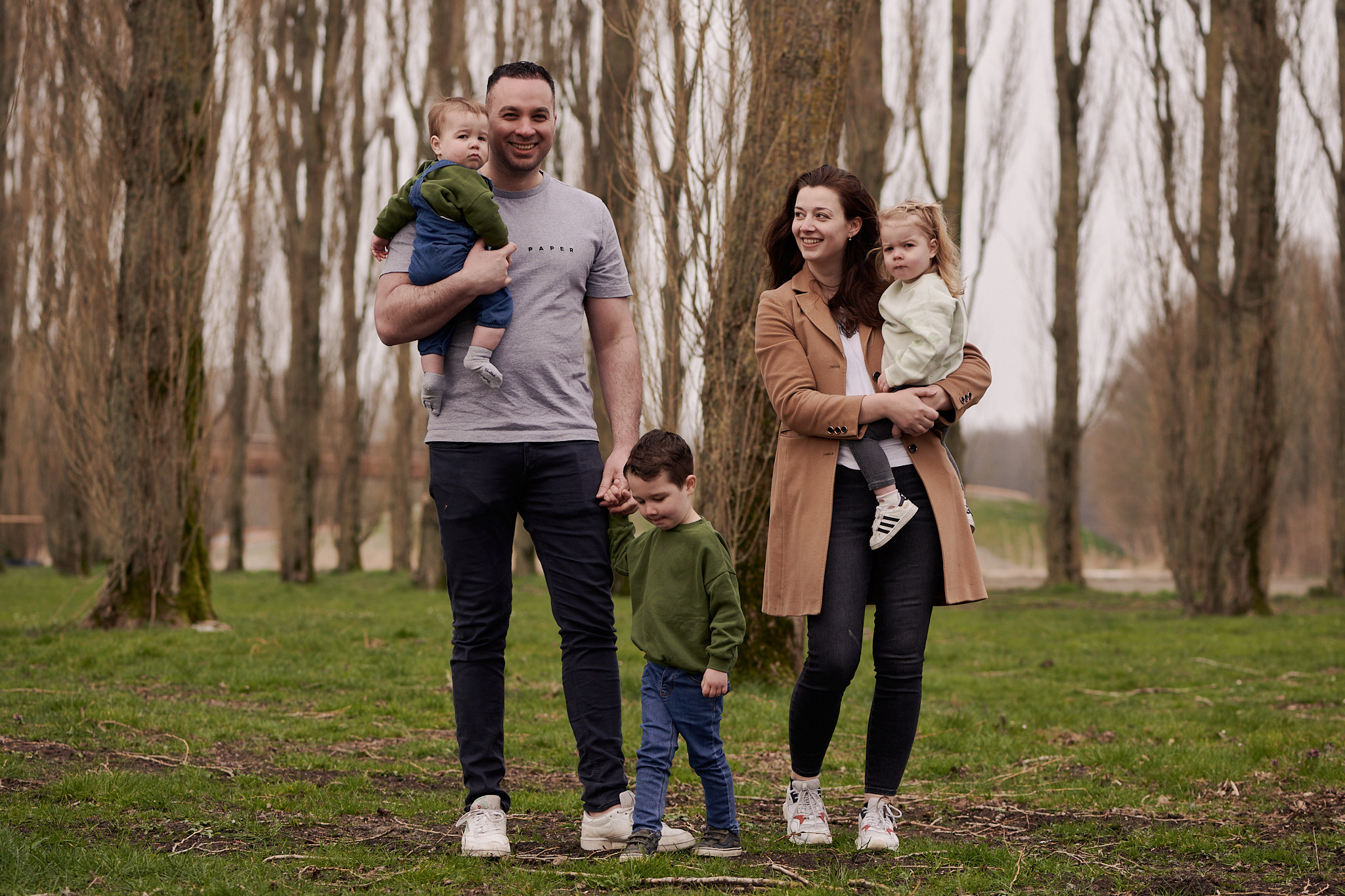 Family photosession in the park. Portrait and Wedding Photographer Brussels & Amsterdam