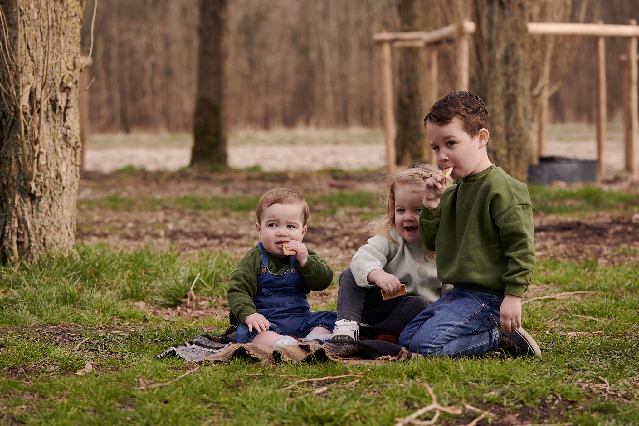 Family photosession in the park. Portrait and Wedding Photographer Brussels & Amsterdam
