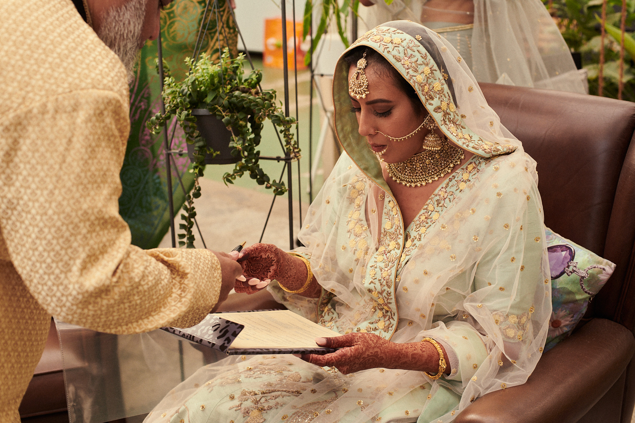 Indian wedding in Amsterdam. Portrait and Wedding Photographer Brussels & Amsterdam