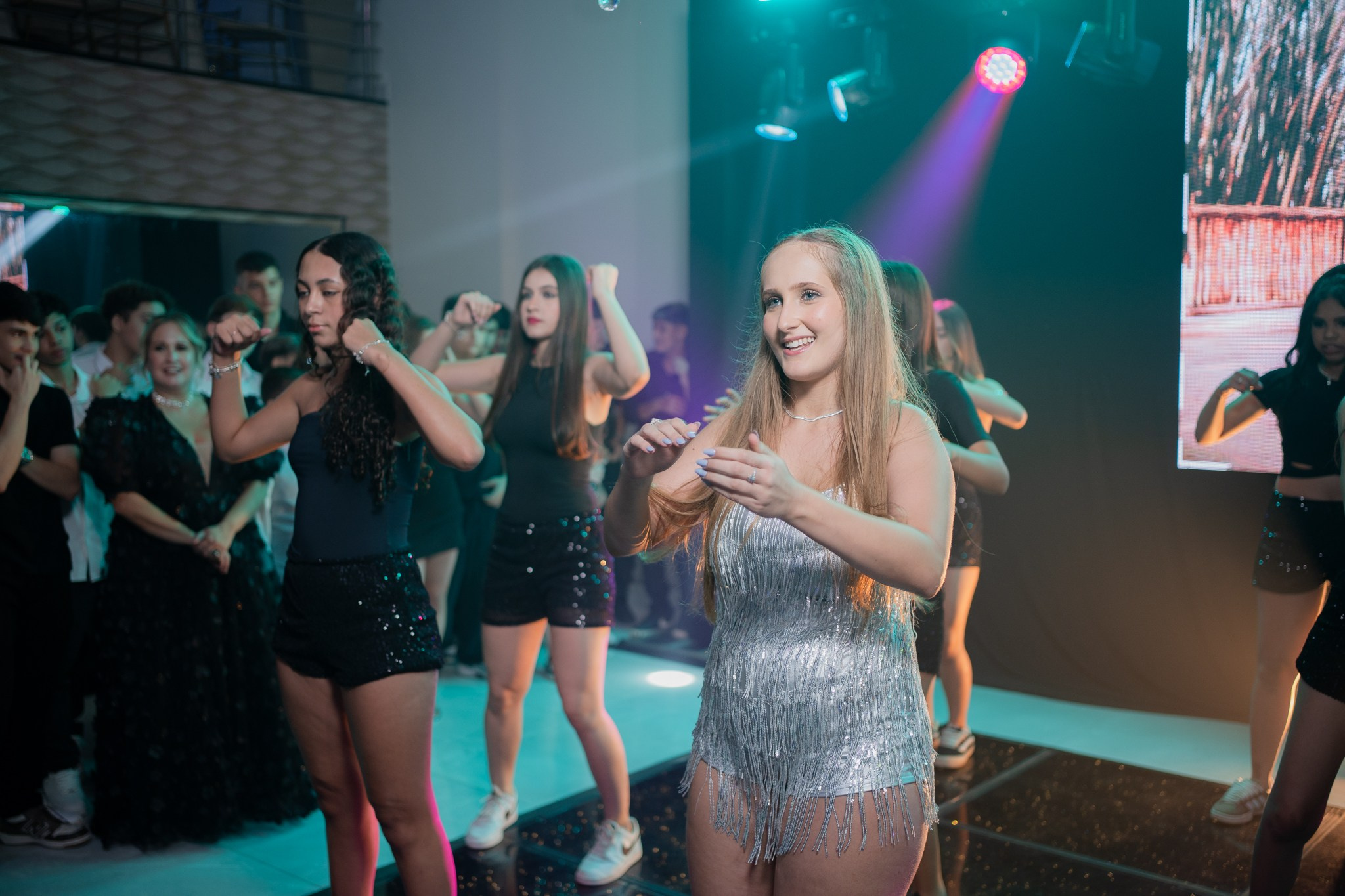 Lara — Hall Palace / Bauru SP. Robson Colaço