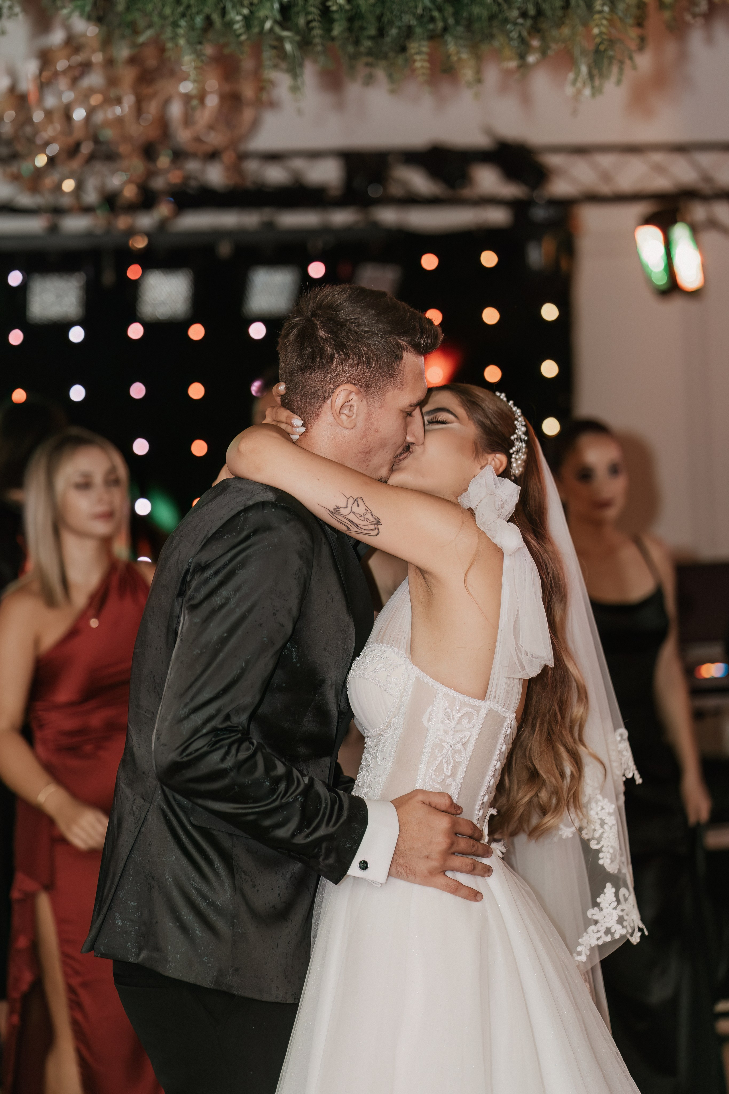 Simona & Gabriel. Dara Lens | The art of remembering