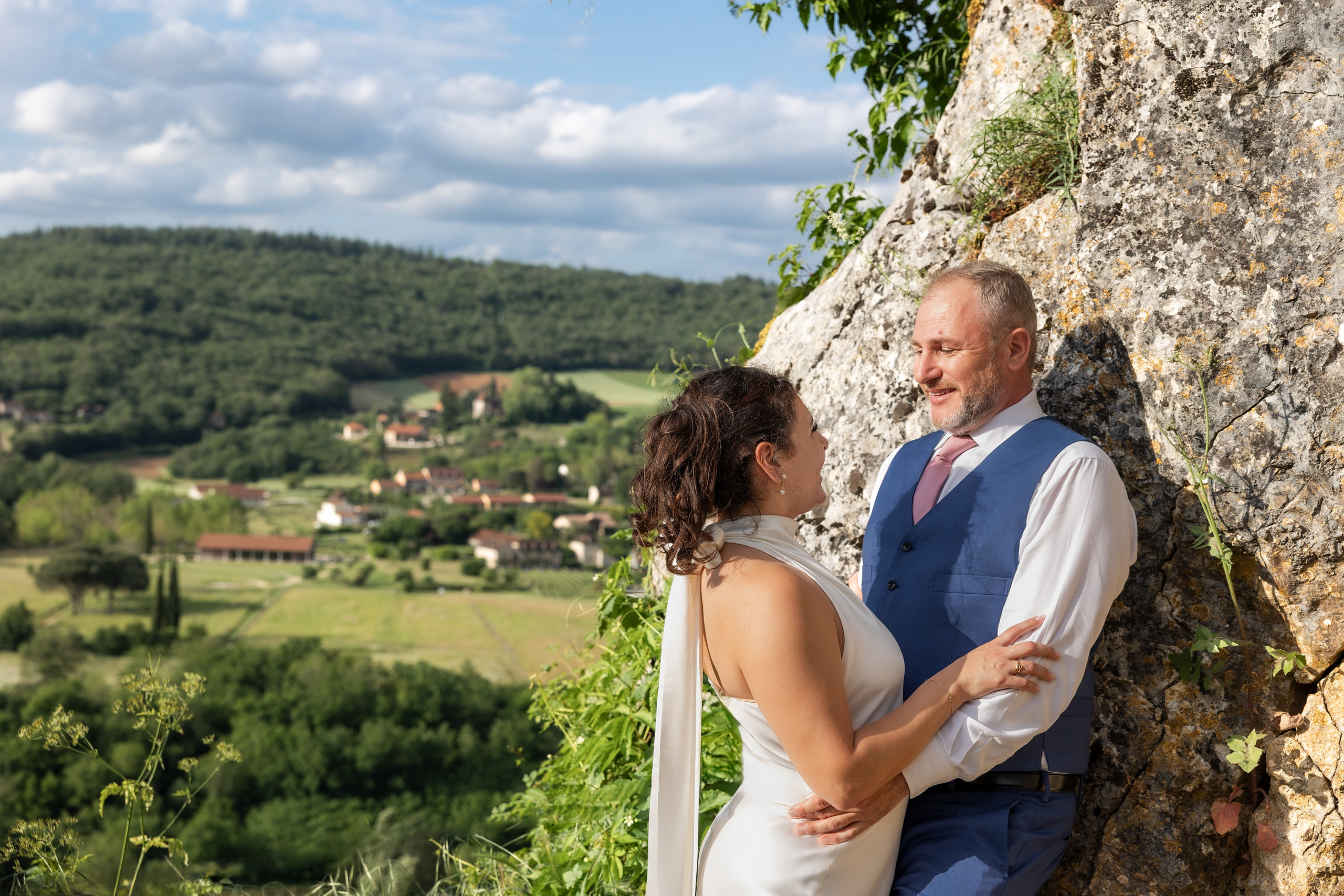 Elopement near Saint-Cirq-Lapopie. Crystal&Robert. Евгения Смирнова — Ваш фотограф в Тулузе и на юго-западе Франции