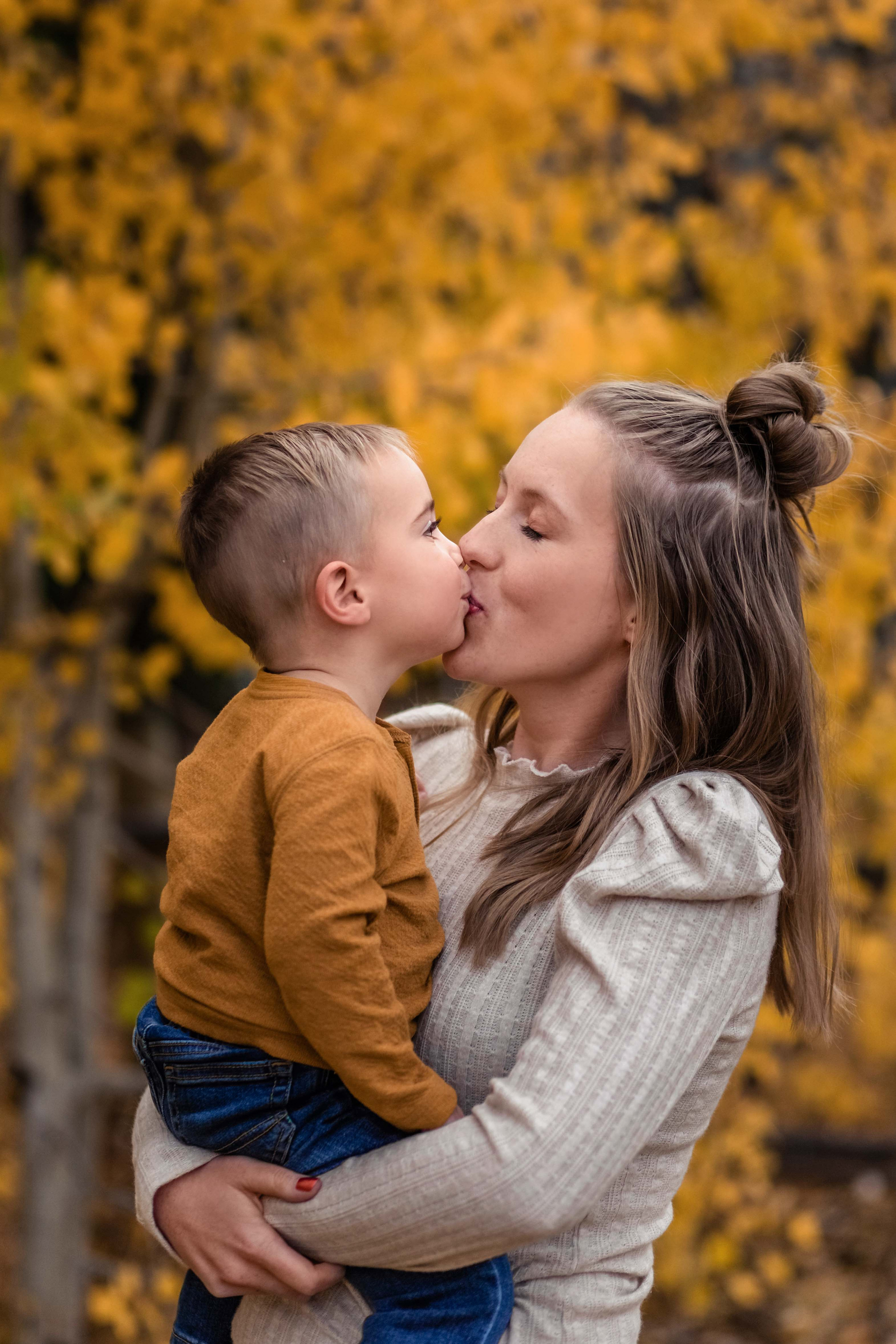 Cheryl. Wedding photographer Utah. Weddings, Families, Portraits