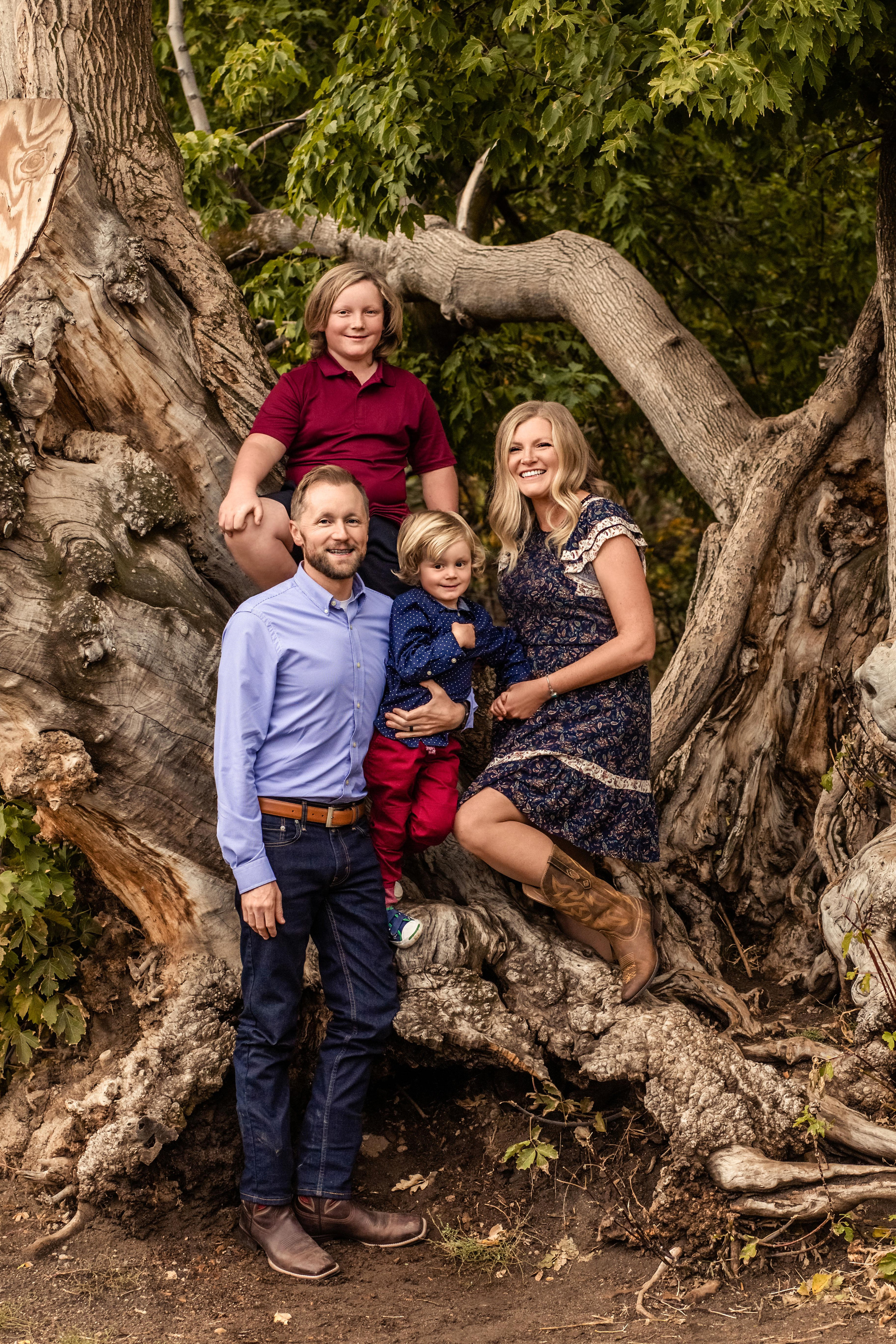 Nike. Wedding photographer Utah. Weddings, Families, Portraits