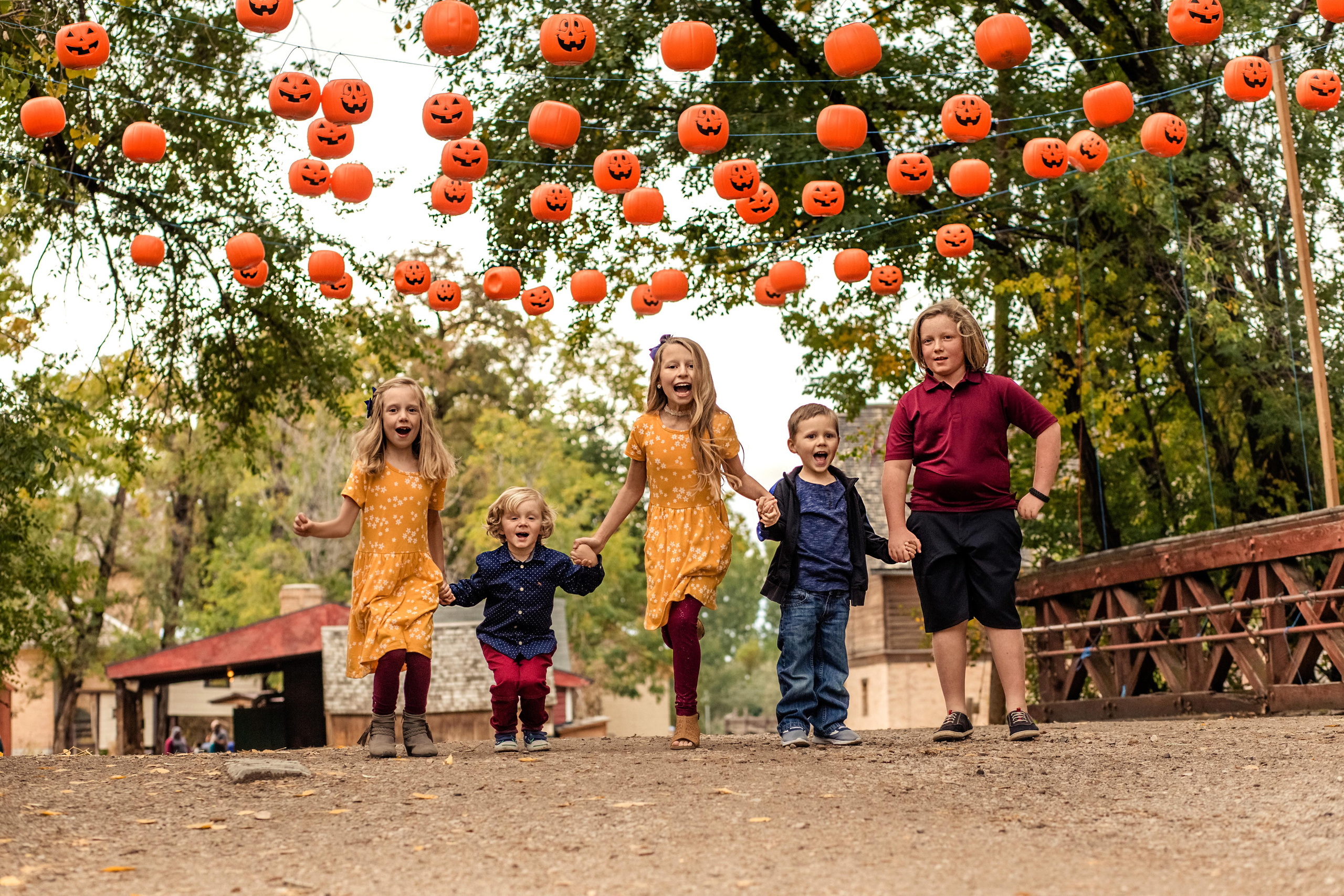 Nike. Wedding photographer Utah. Weddings, Families, Portraits