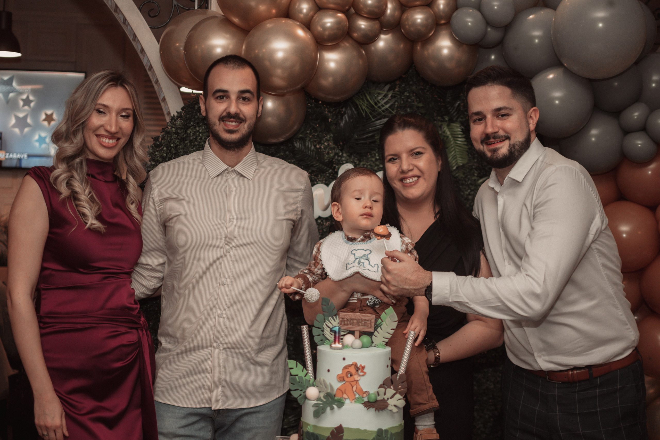 Andrej, krštenje i rođendan. BambinaaPhotography