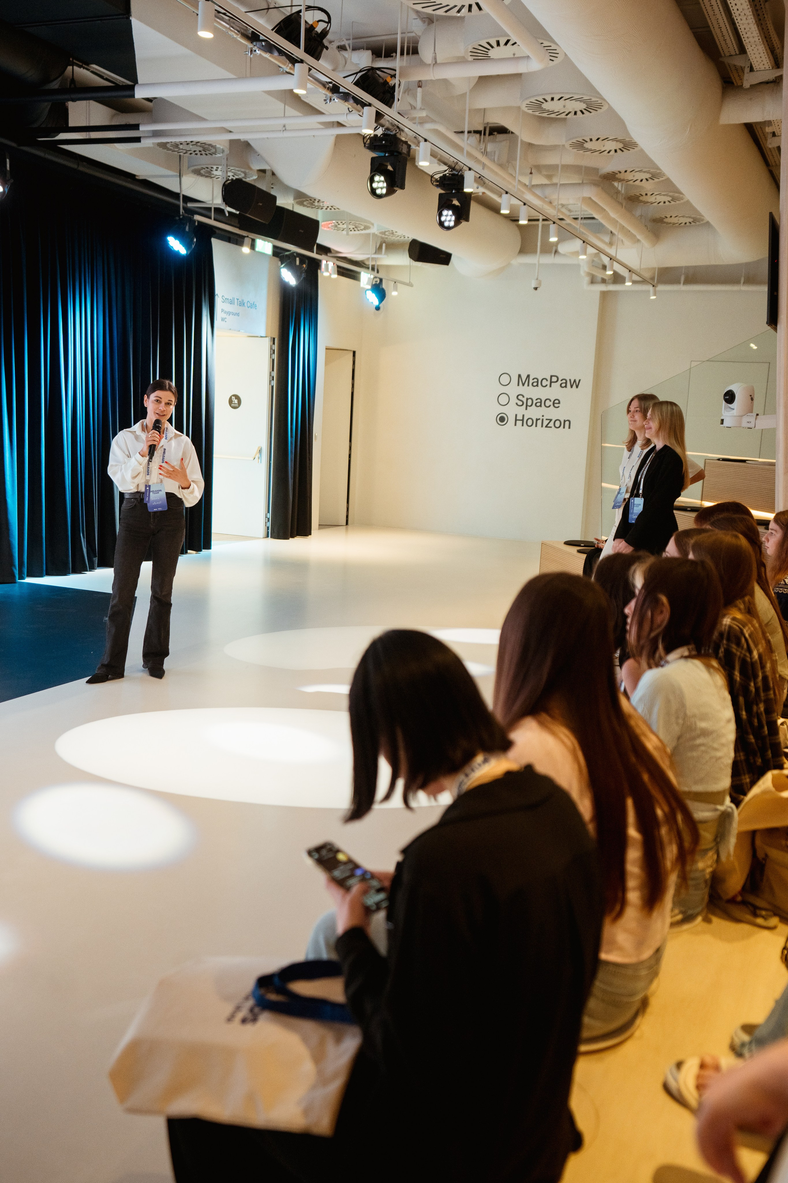 Sheleads Demo Day. Kostiantyn Holinchenko. Reportage and portrait photographer