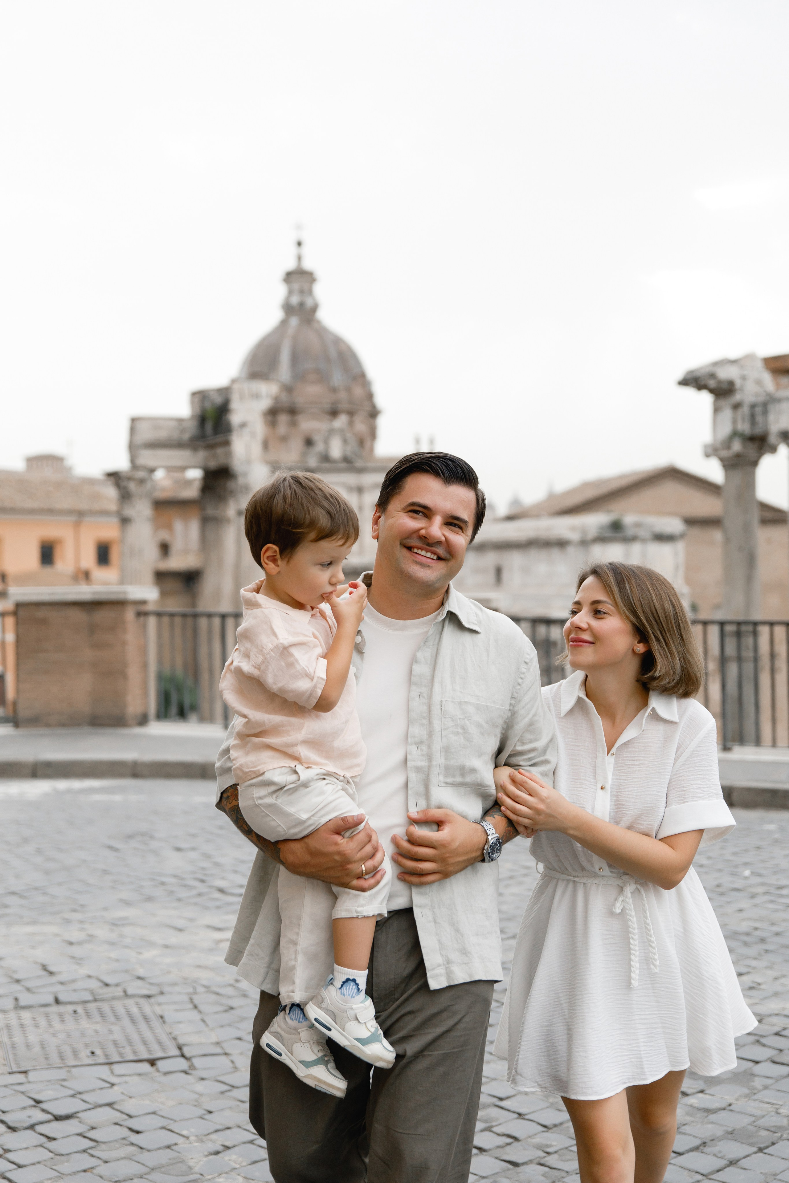 Wedding photographer Italy Rome, Tuscany, Lake Como, Sicily, Puglia. Wedding Photographer Rome Tuscany Como Sicily Puglia Amalfy Italy- Oksana Savenchuk