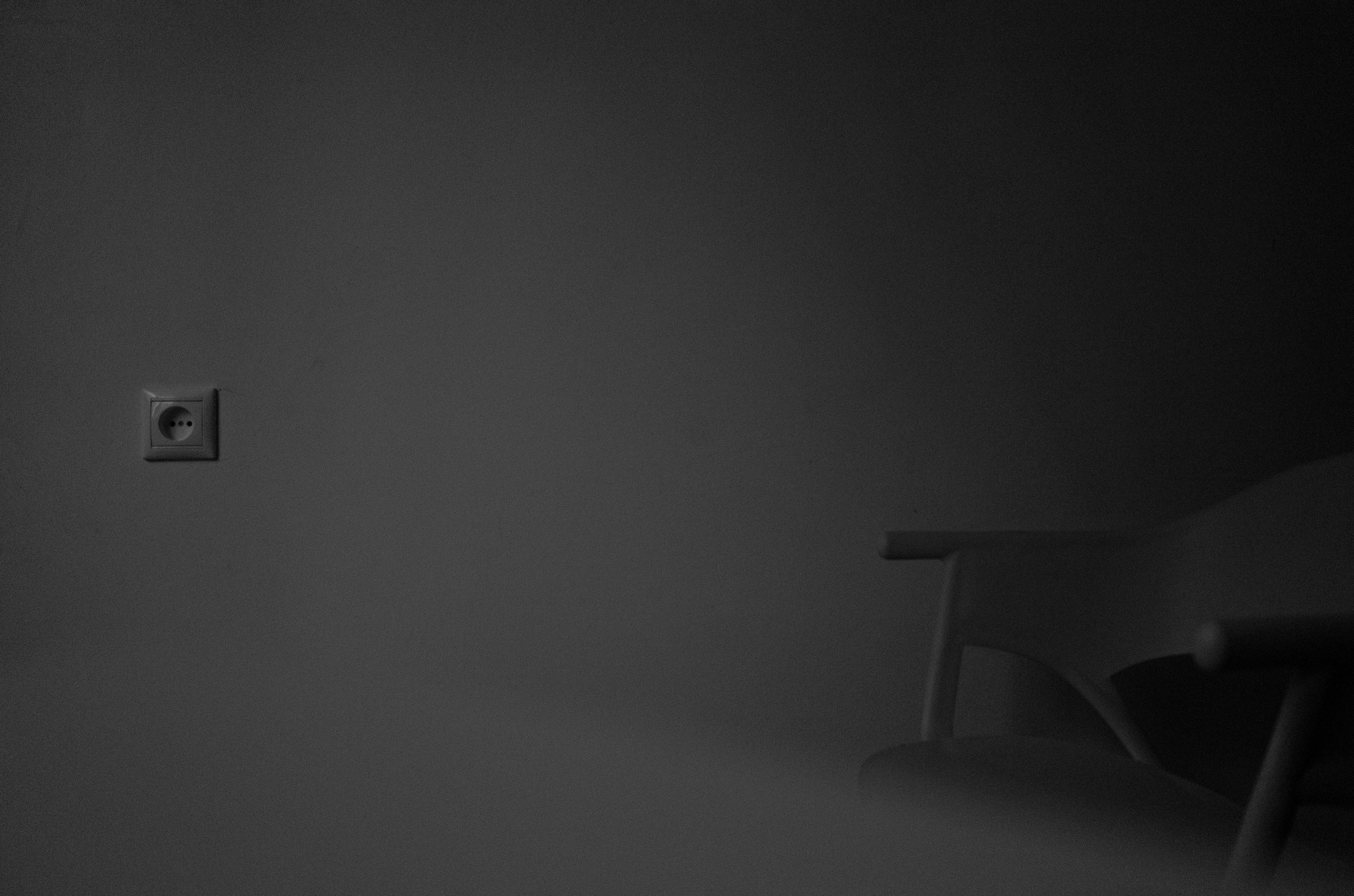 White room. Leni Smoragdova | Transaction Art Universe | Conceptual Art