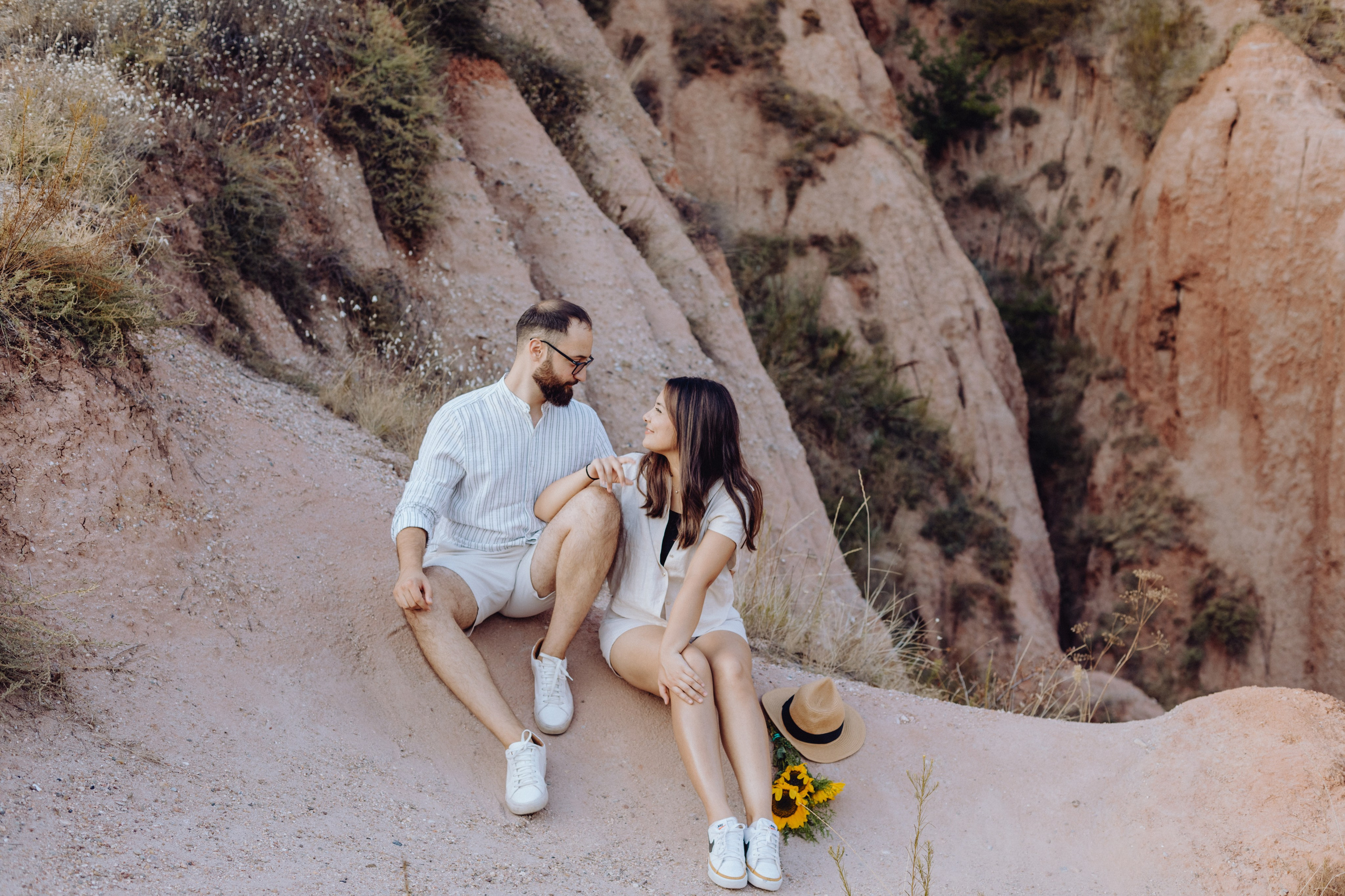 Moise & Delia. Wedding & couple photographer from Romania Rut Vetan