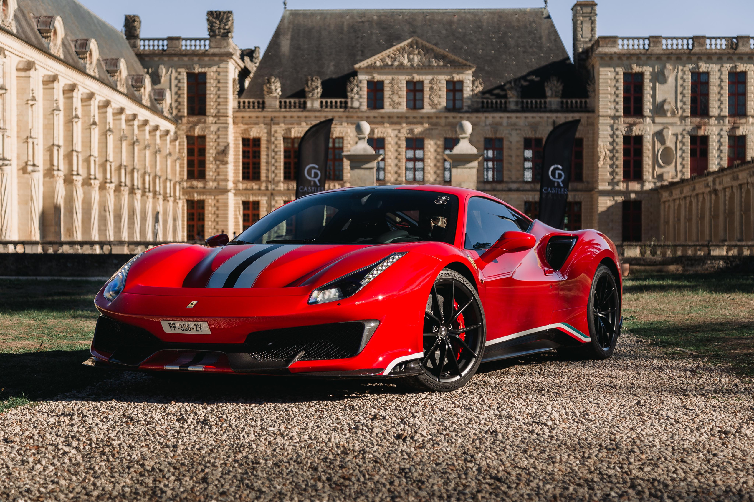 Ferrari 488 Pista. Photographer in Paris — Vitalii Motruk