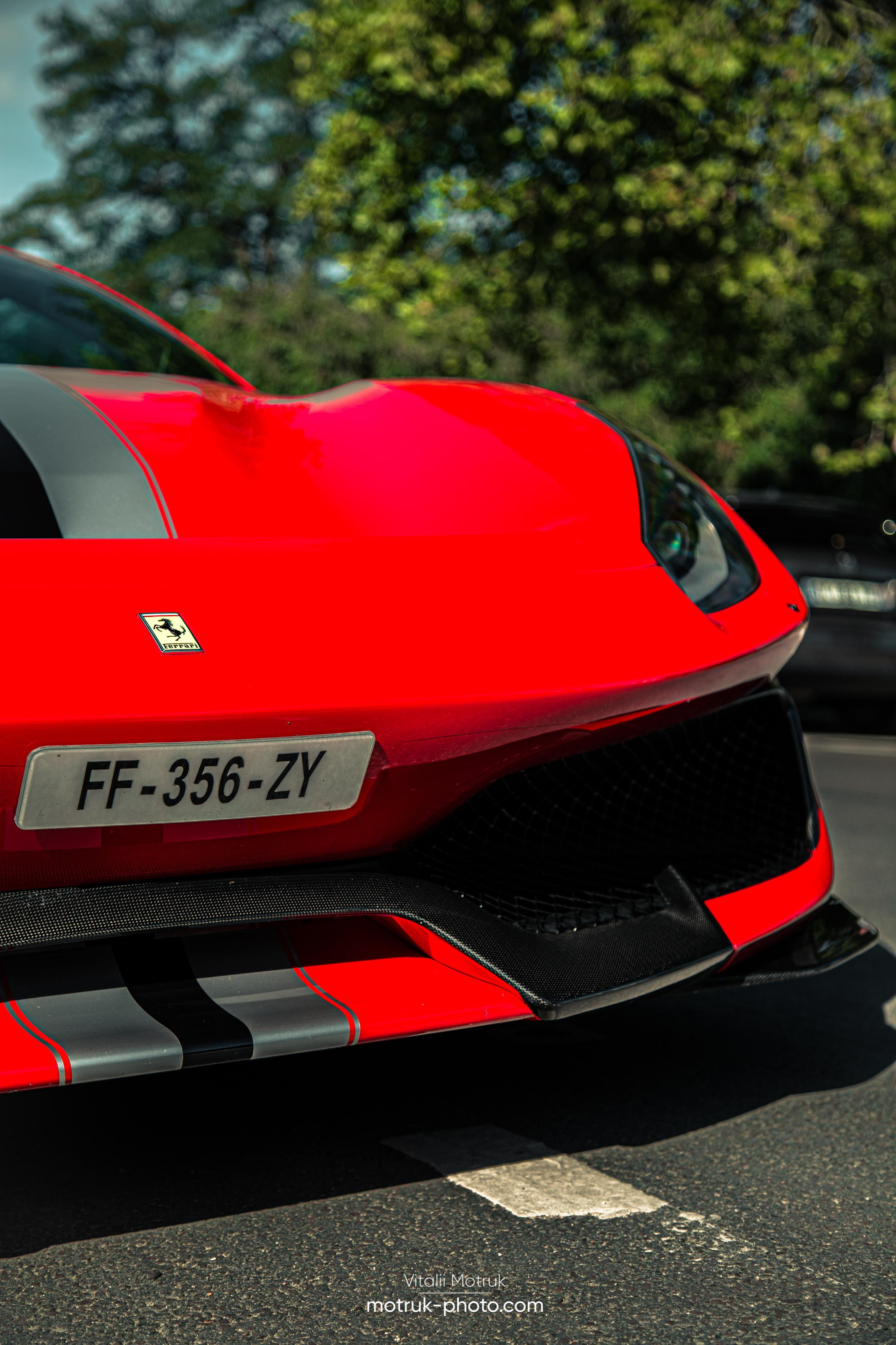 Rassemblement a l’Auteuil. Photographe de voitures à Paris — Vitalii Motruk