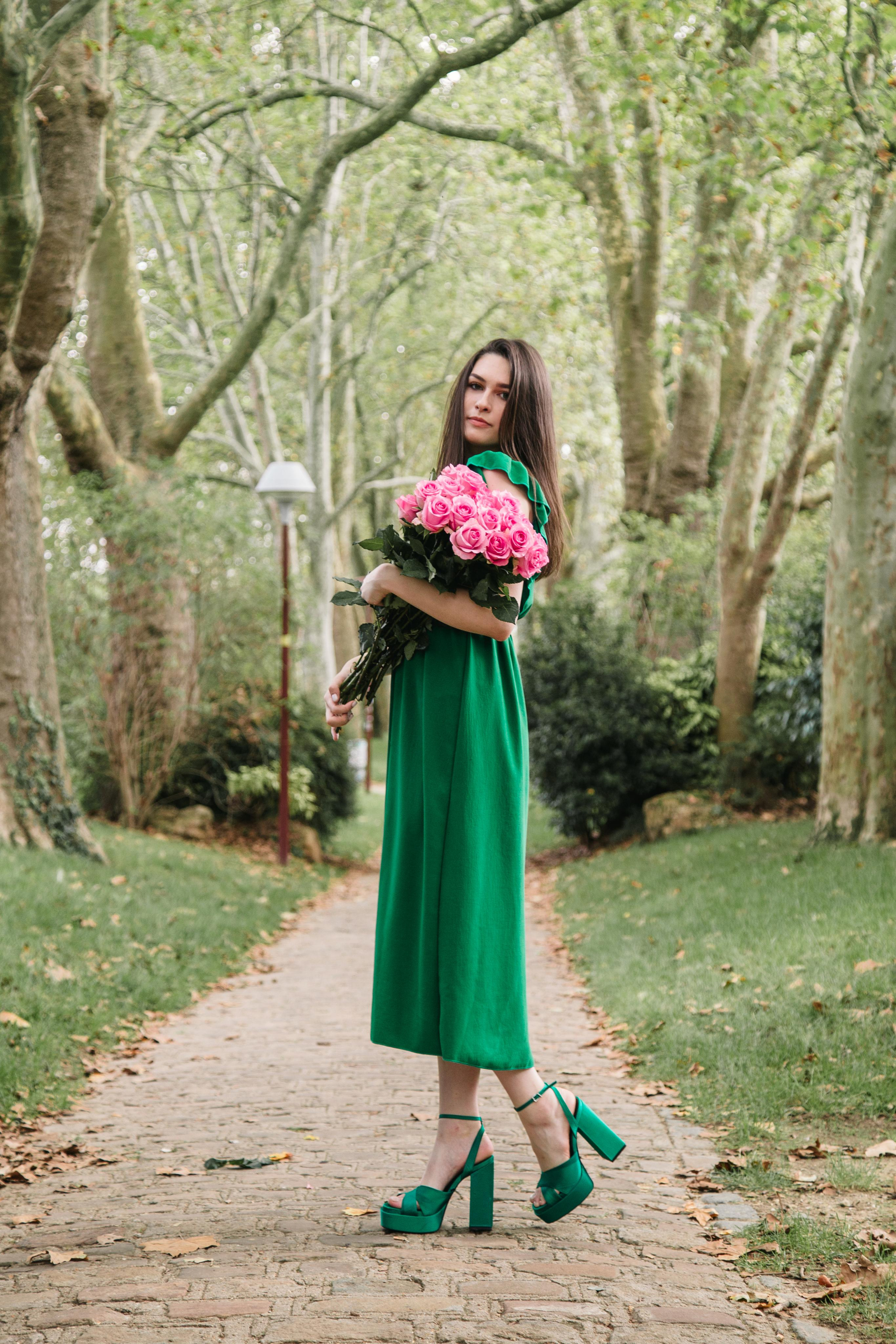 Nataliia. Photographe de voitures à Paris — Vitalii Motruk