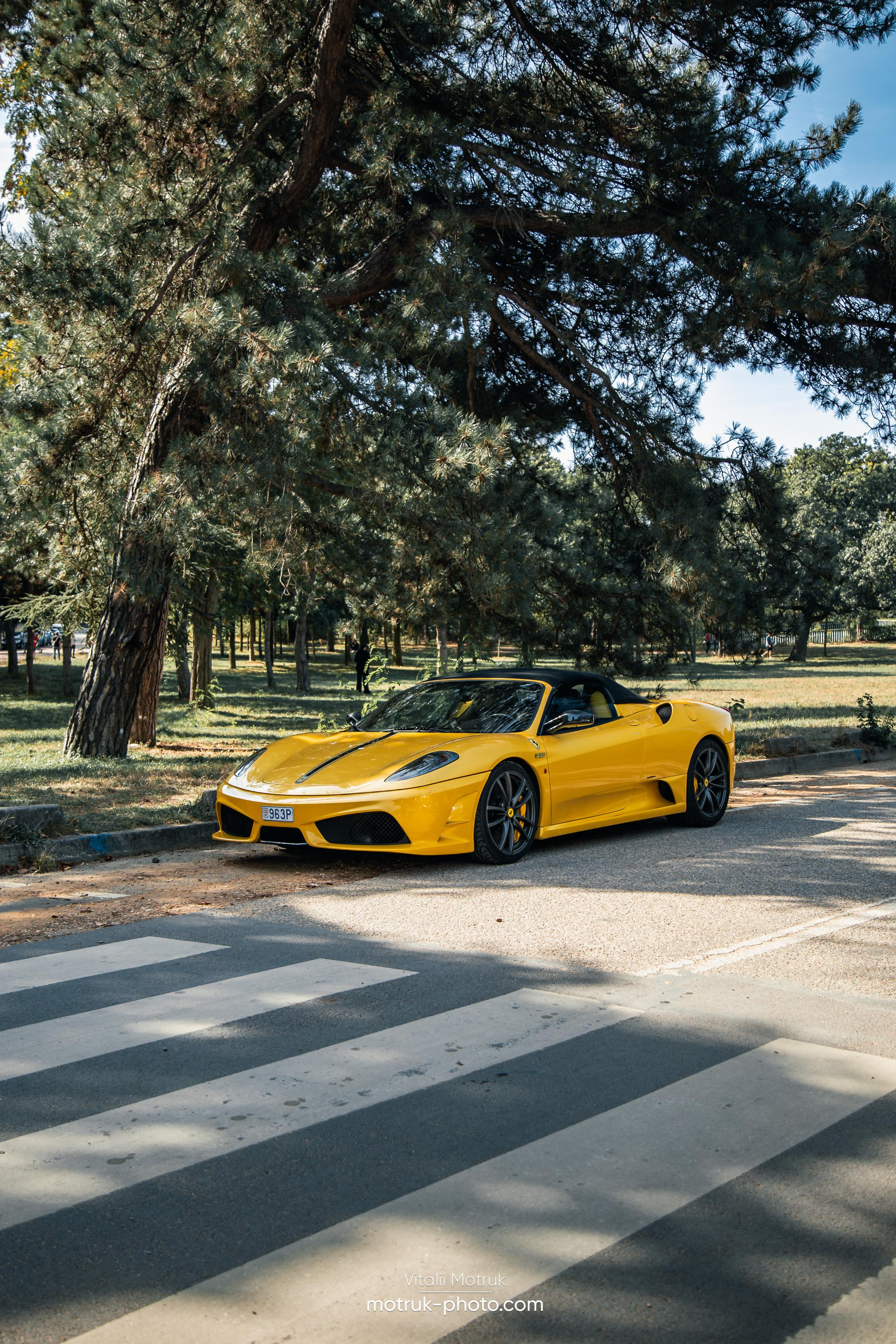 Rassemblement a l’Auteuil. Photographe de voitures à Paris — Vitalii Motruk