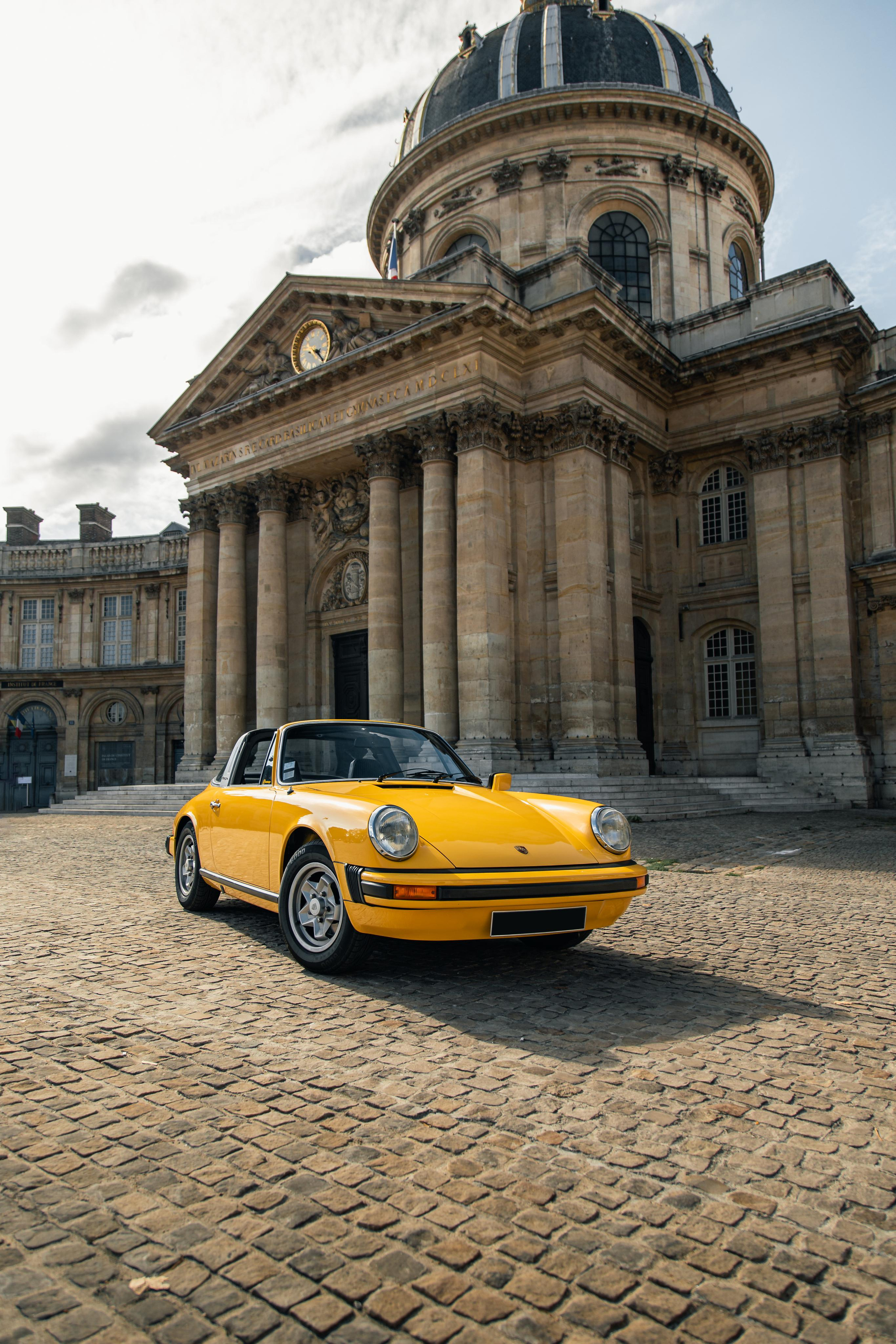 Porsche 911 G-model. Photographer in Paris — Vitalii Motruk