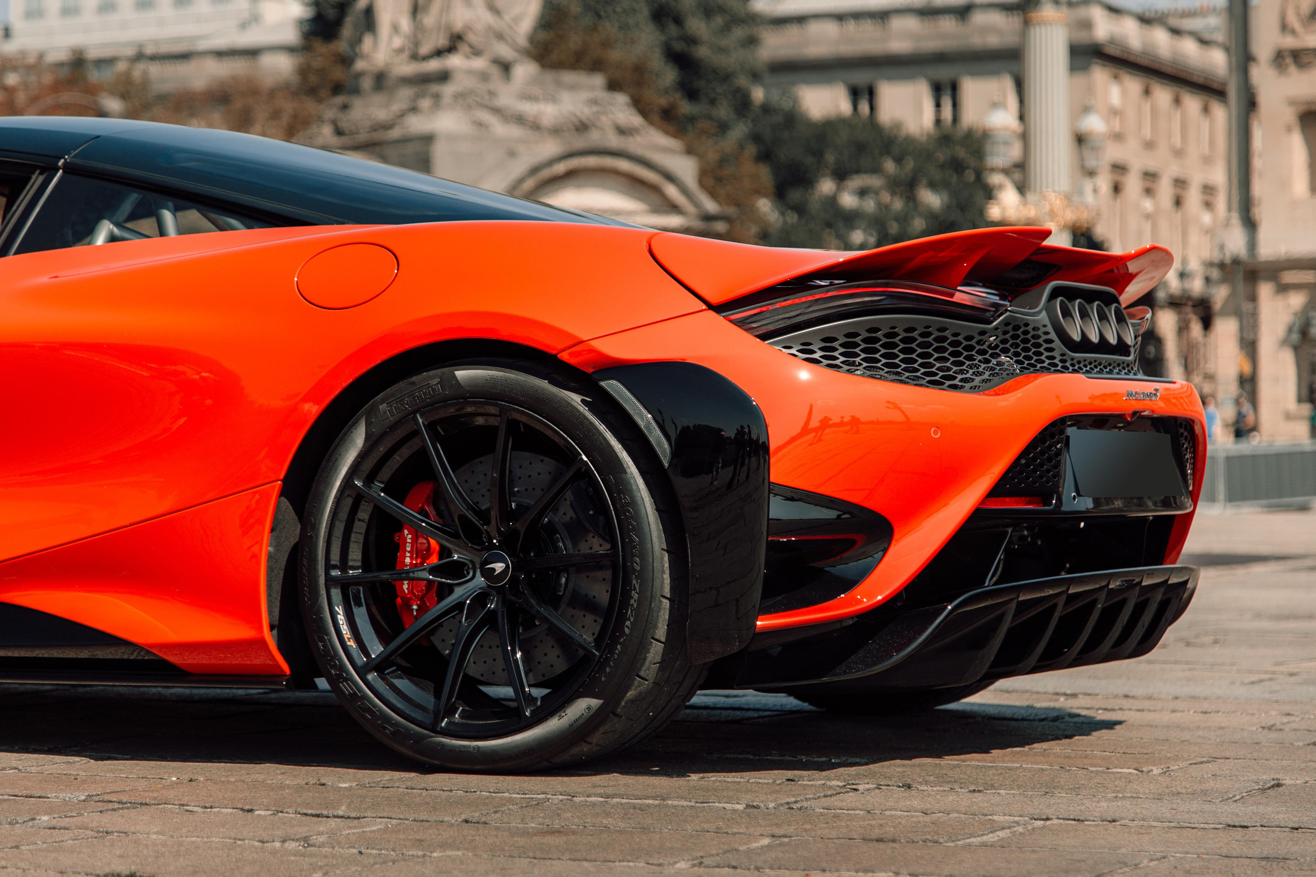 McLaren 765lt. Photographer in Paris — Vitalii Motruk