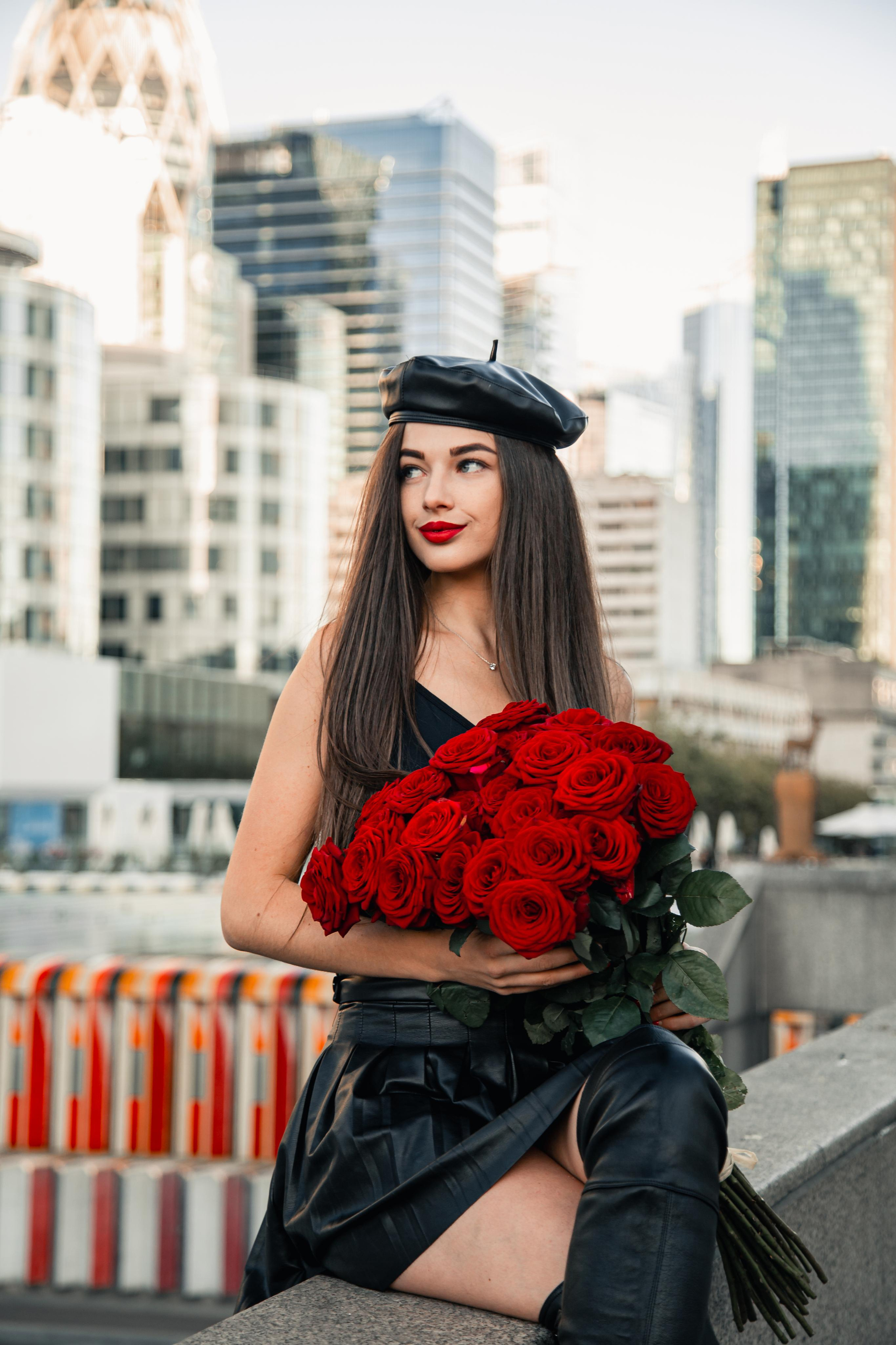 Khrystina. Photographe de voitures à Paris — Vitalii Motruk