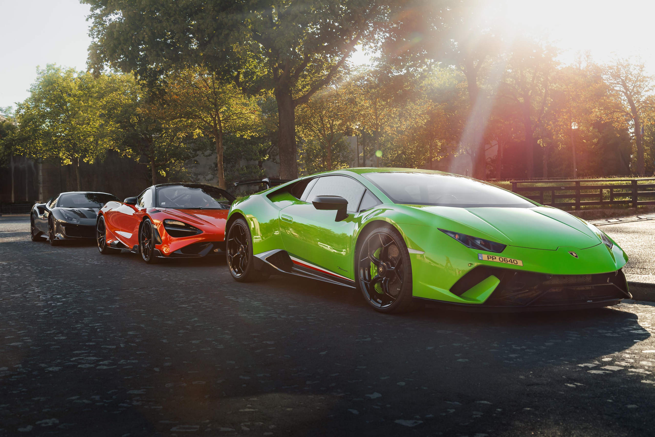 McLaren x Lamborghini x Ferrari. Photographe de voitures à Paris — Vitalii Motruk