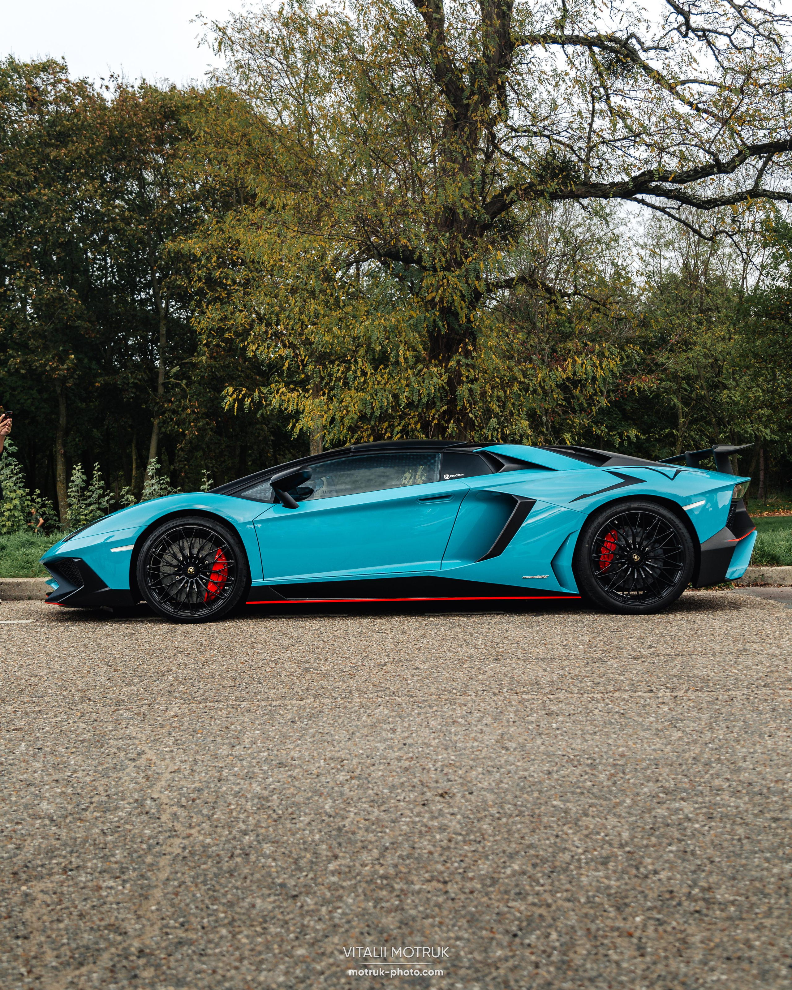 Rassamblement a l’Auteuil. Photographe de voitures à Paris — Vitalii Motruk